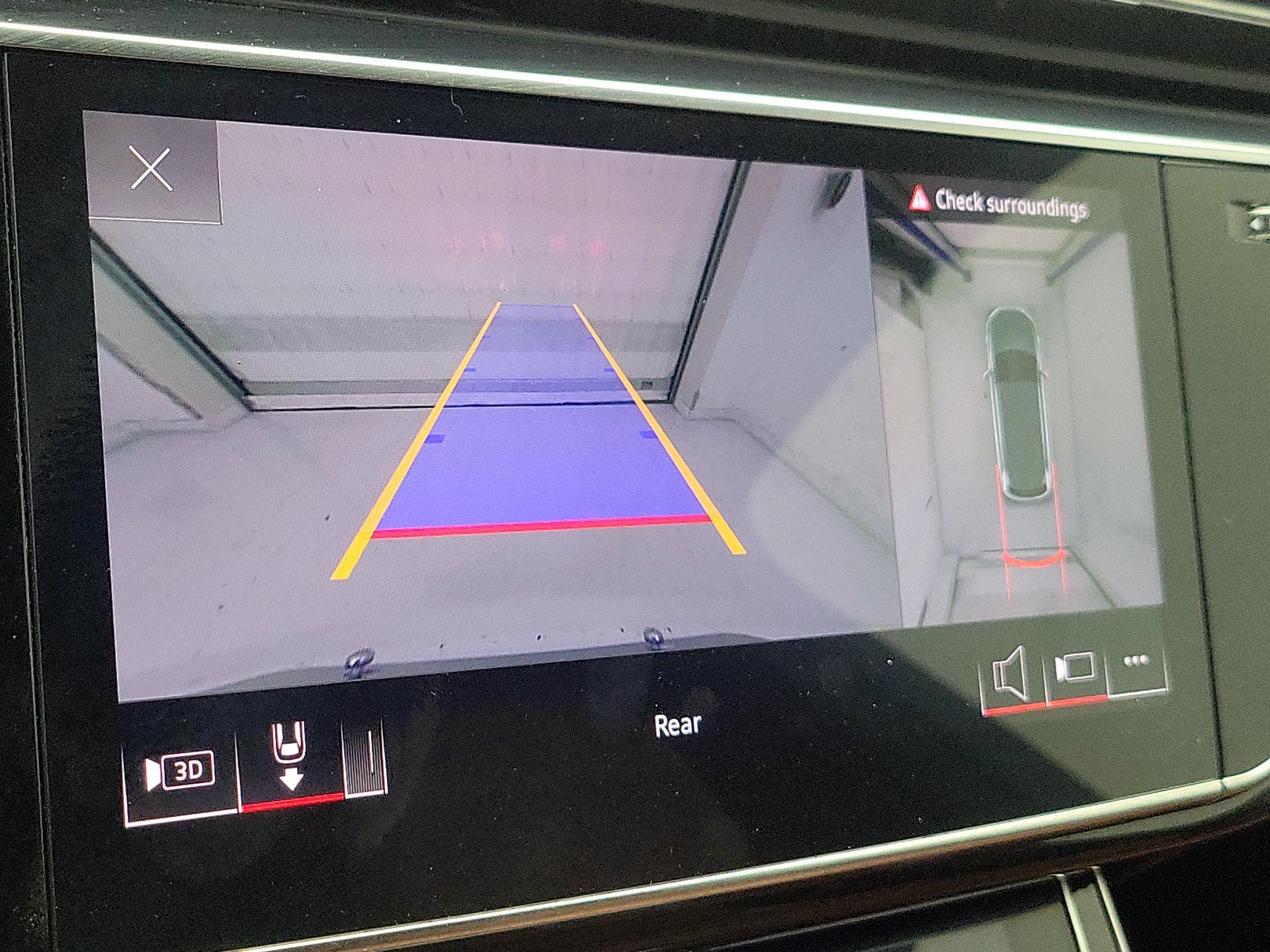 Thumbnail: 2022 Audi Q7 - 15