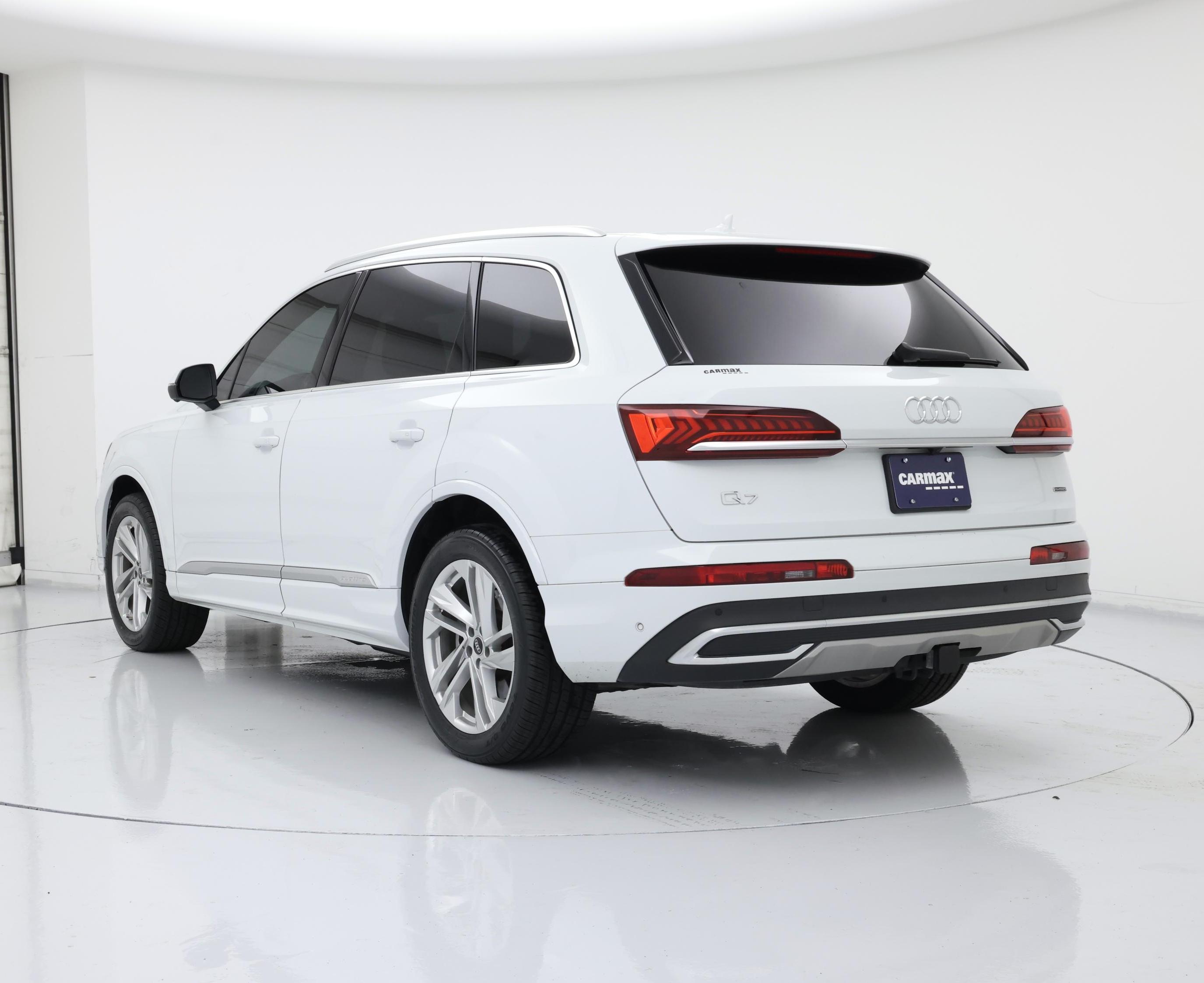 Thumbnail: 2022 Audi Q7 - 2