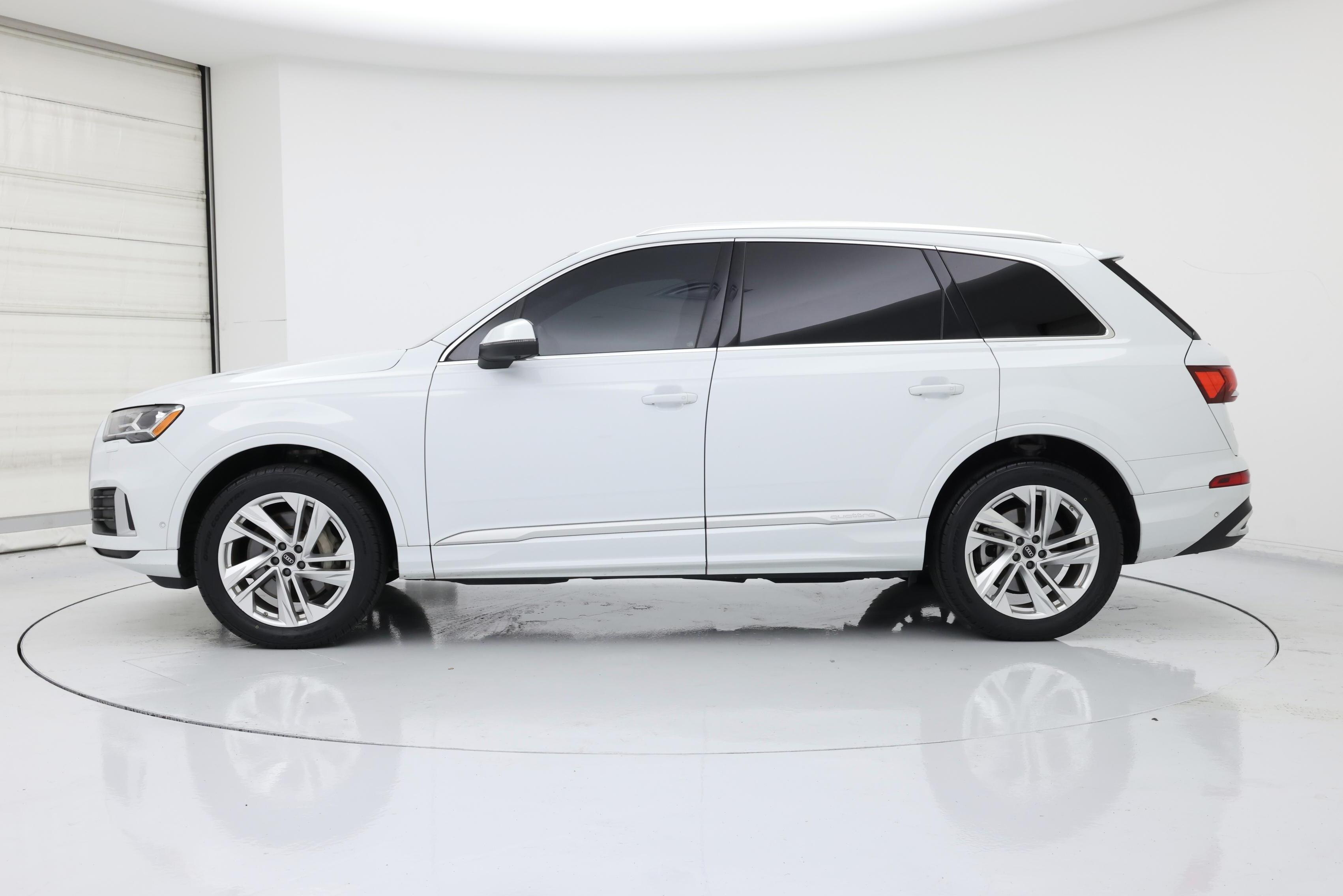 Thumbnail: 2022 Audi Q7 - 3