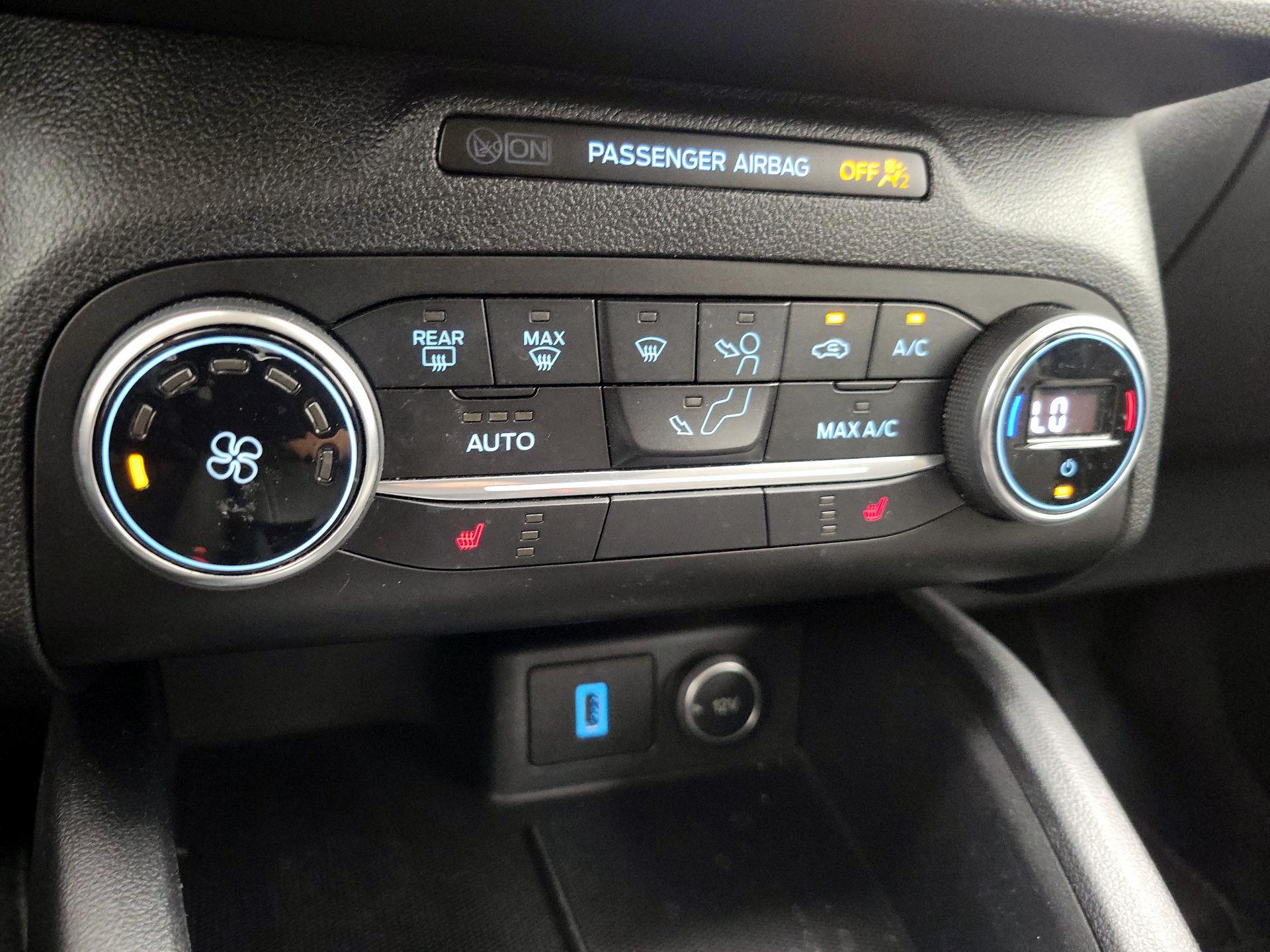 Thumbnail: 2020 Ford Escape - 16