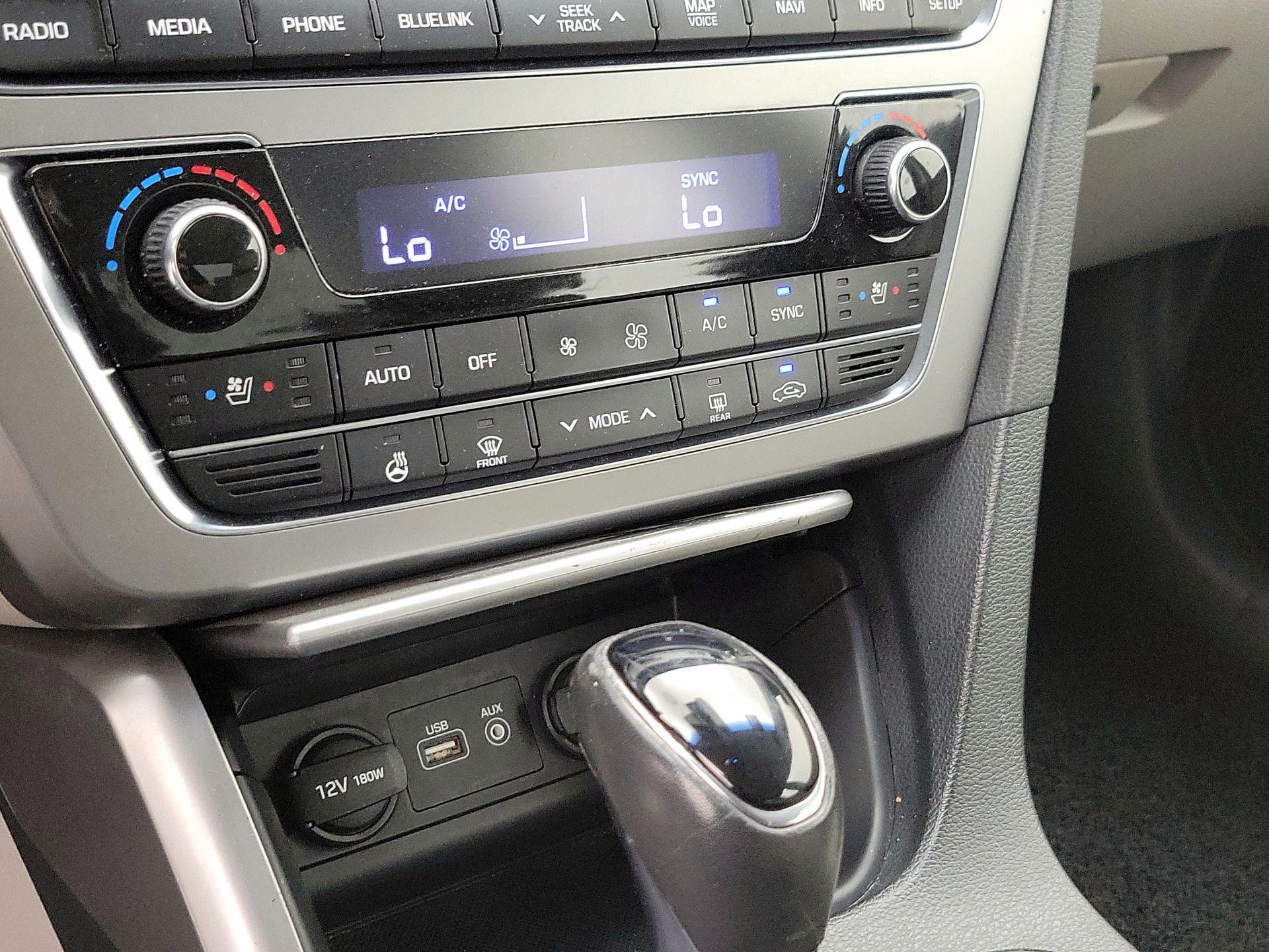 Thumbnail: 2016 Hyundai Sonata - 17