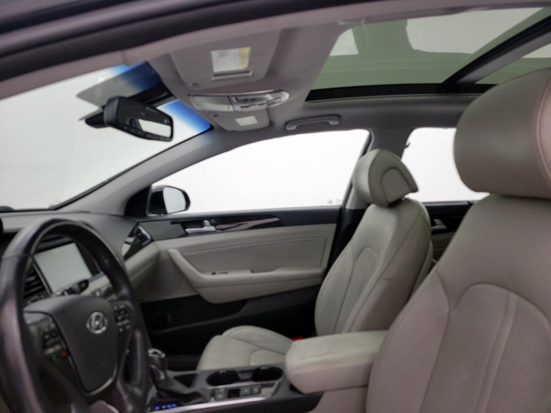 Thumbnail: 2016 Hyundai Sonata - 20