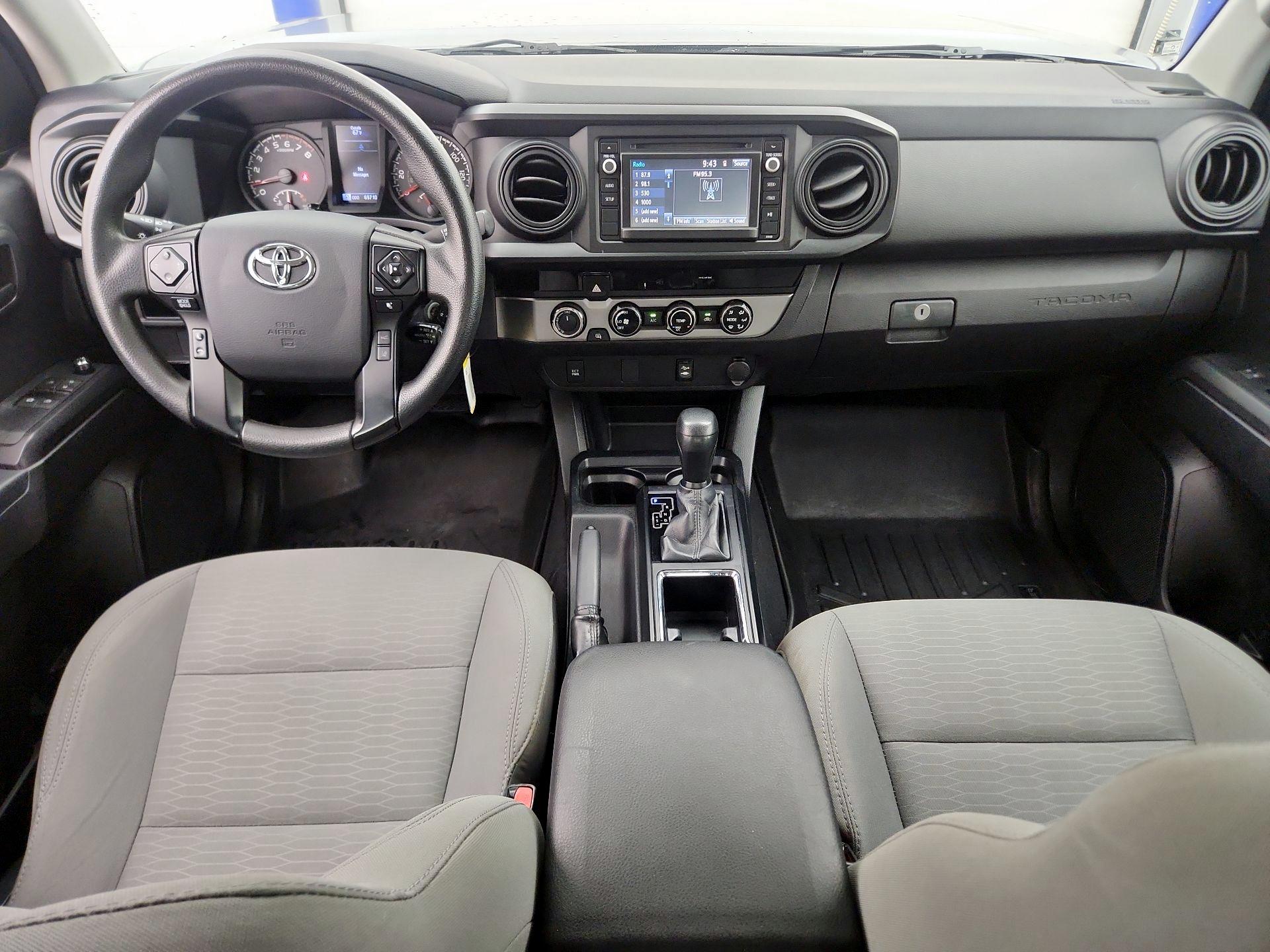 Thumbnail: 2018 Toyota Tacoma - 9