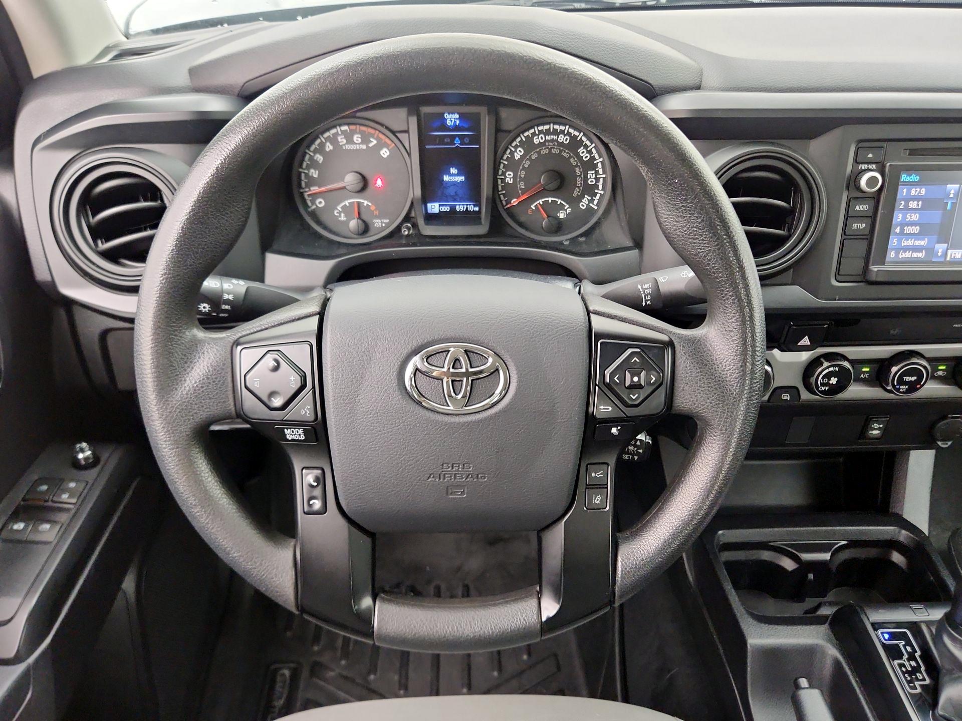 Thumbnail: 2018 Toyota Tacoma - 10