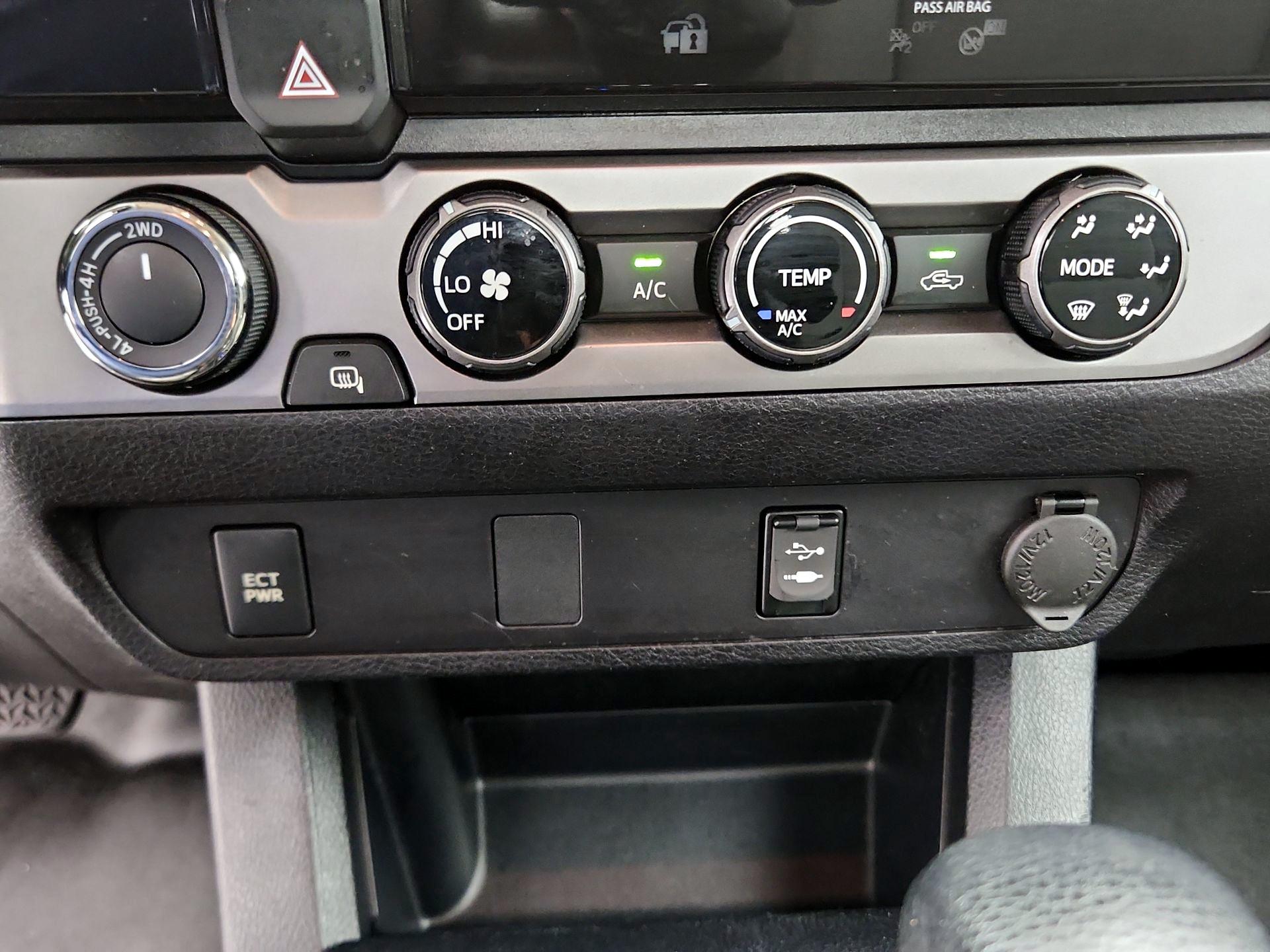 Thumbnail: 2018 Toyota Tacoma - 16