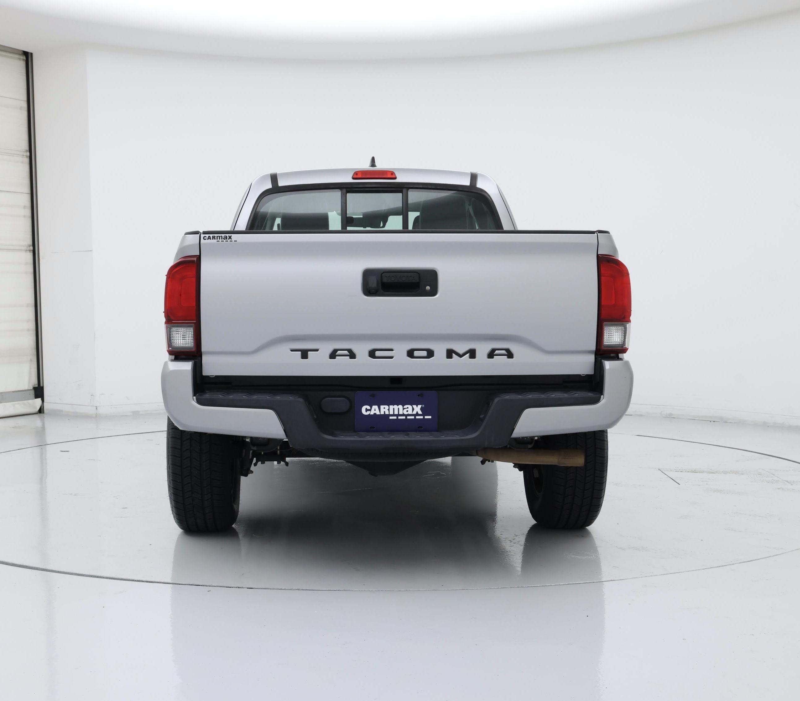 Thumbnail: 2018 Toyota Tacoma - 6