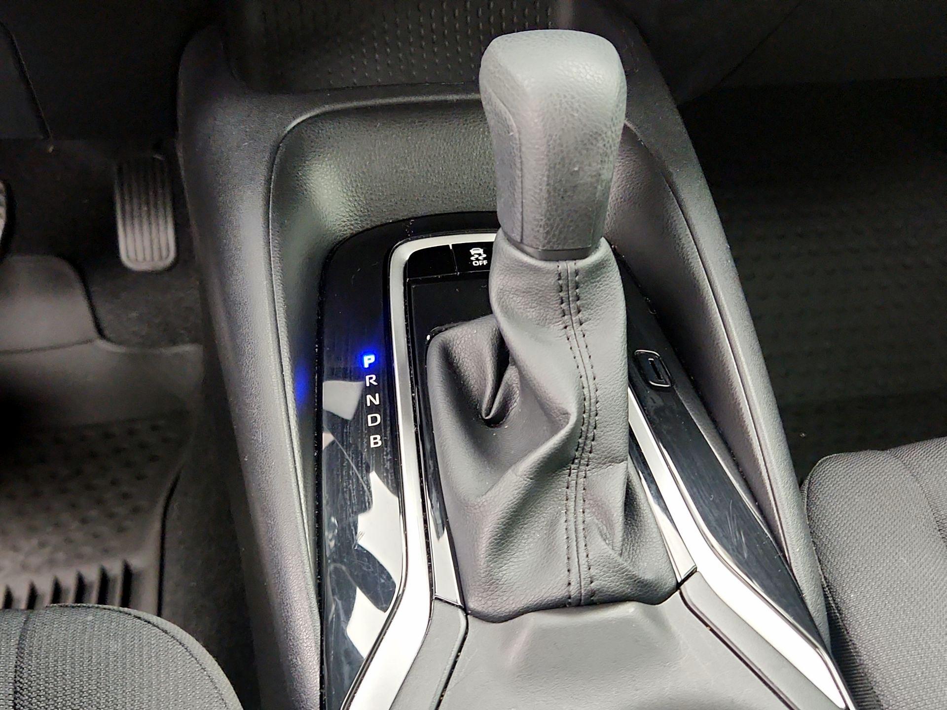 Thumbnail: 2025 Toyota Corolla - 18