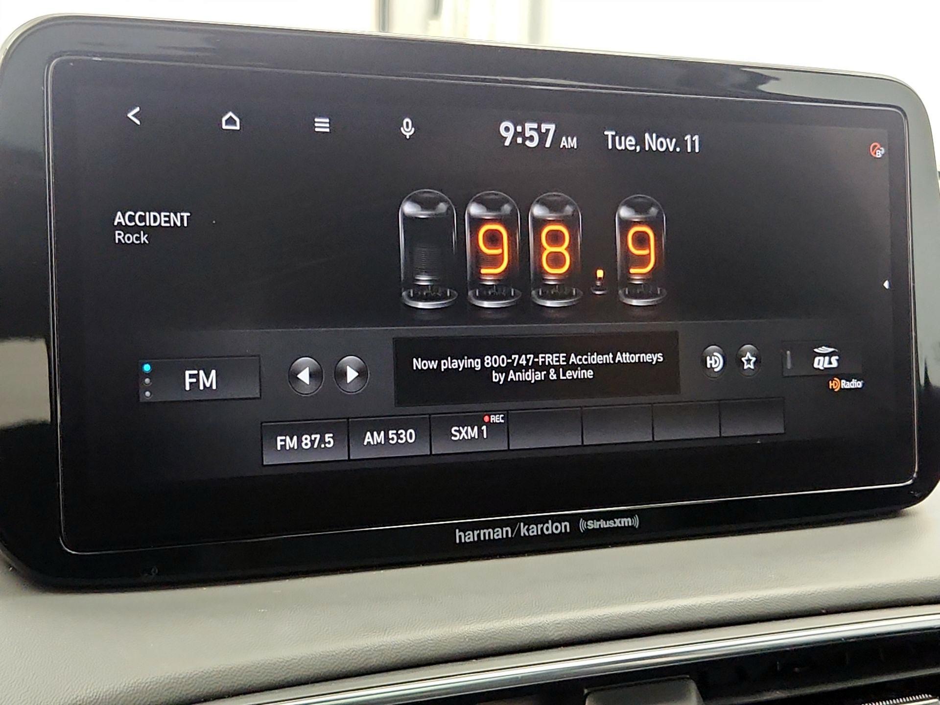 Thumbnail: 2022 Hyundai Santa Fe - 16