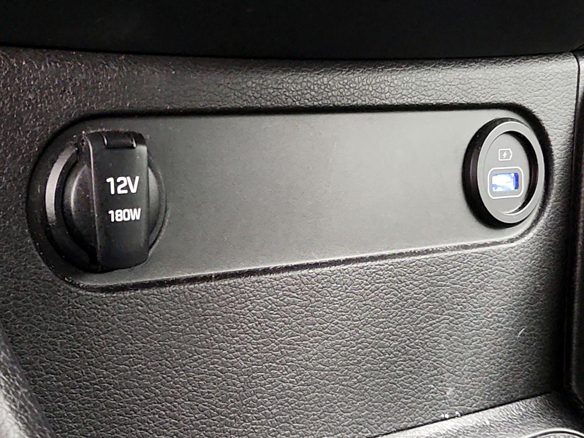 Thumbnail: 2022 Hyundai Santa Fe - 19