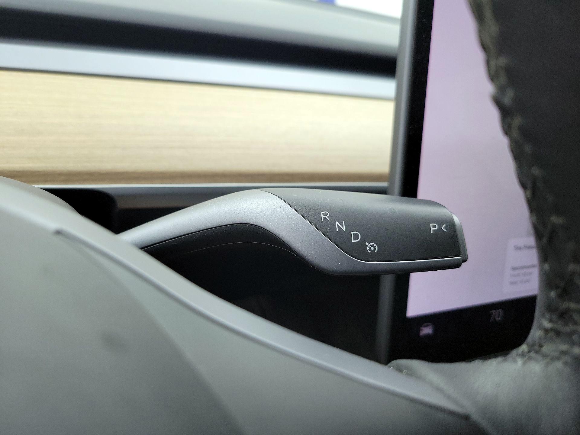 Thumbnail: 2023 Tesla Model 3 - 17