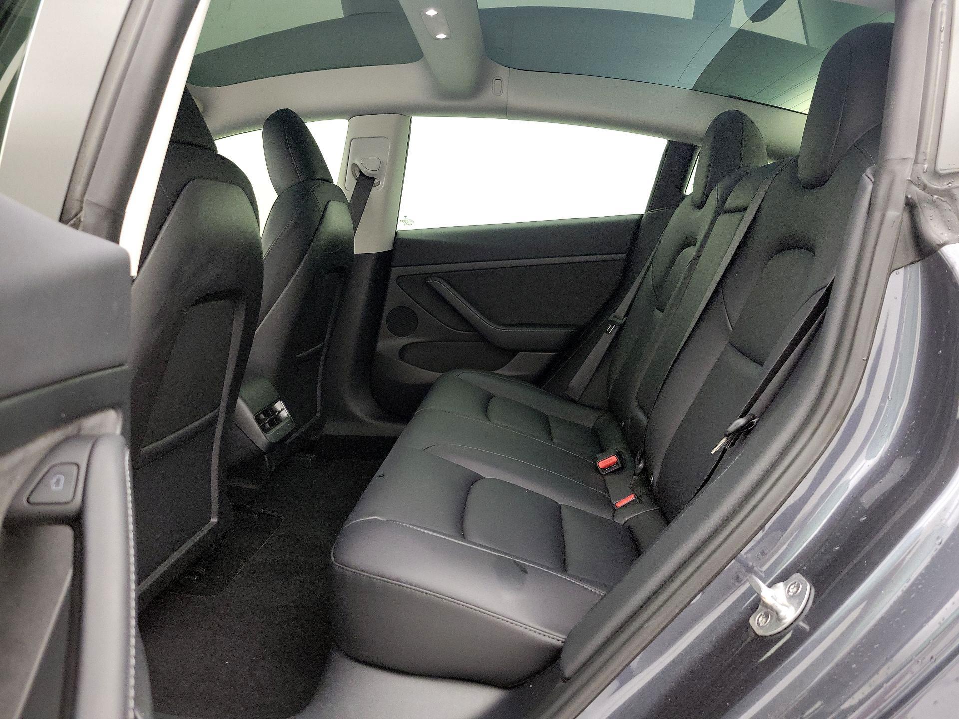 Thumbnail: 2023 Tesla Model 3 - 20