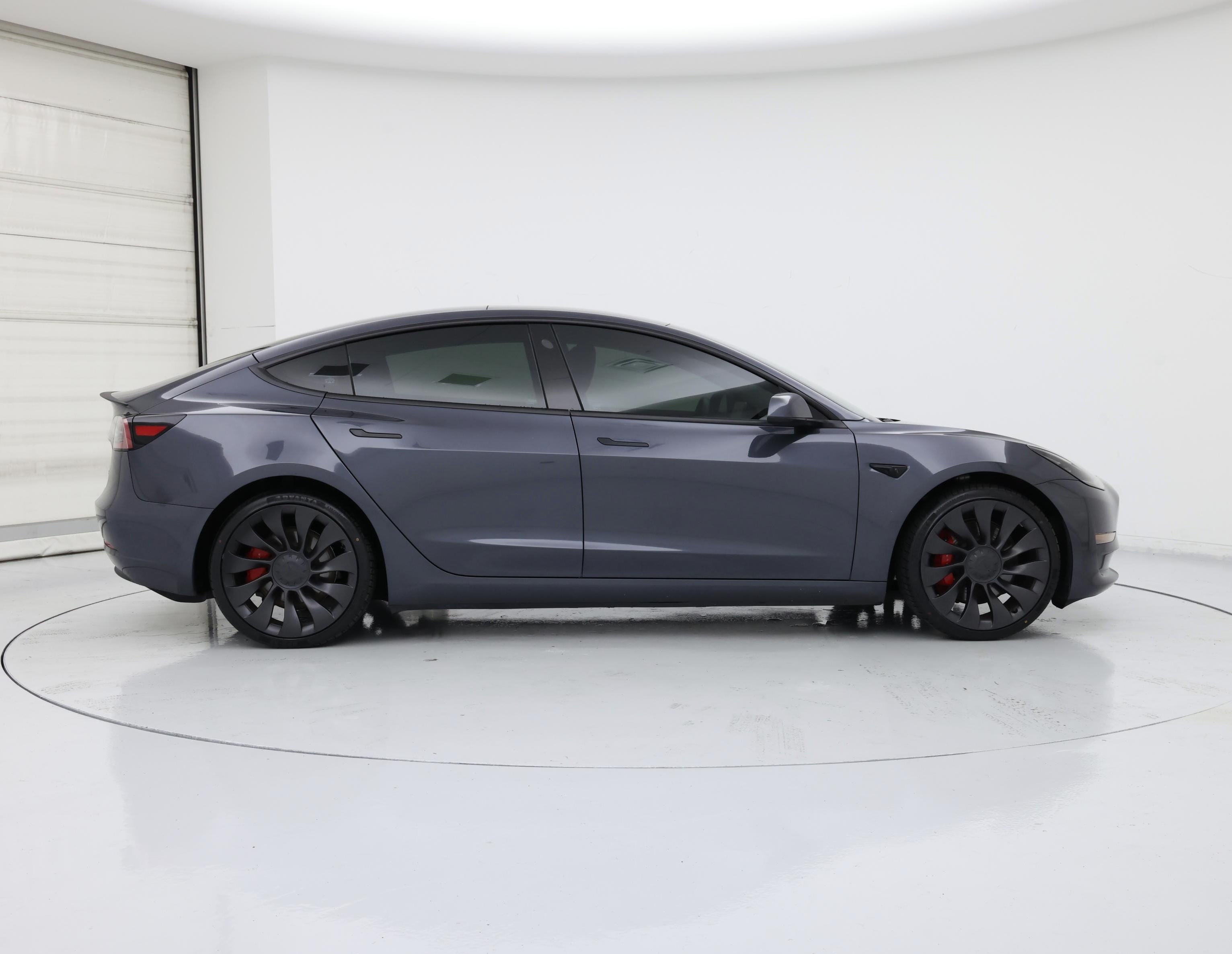 Thumbnail: 2023 Tesla Model 3 - 7