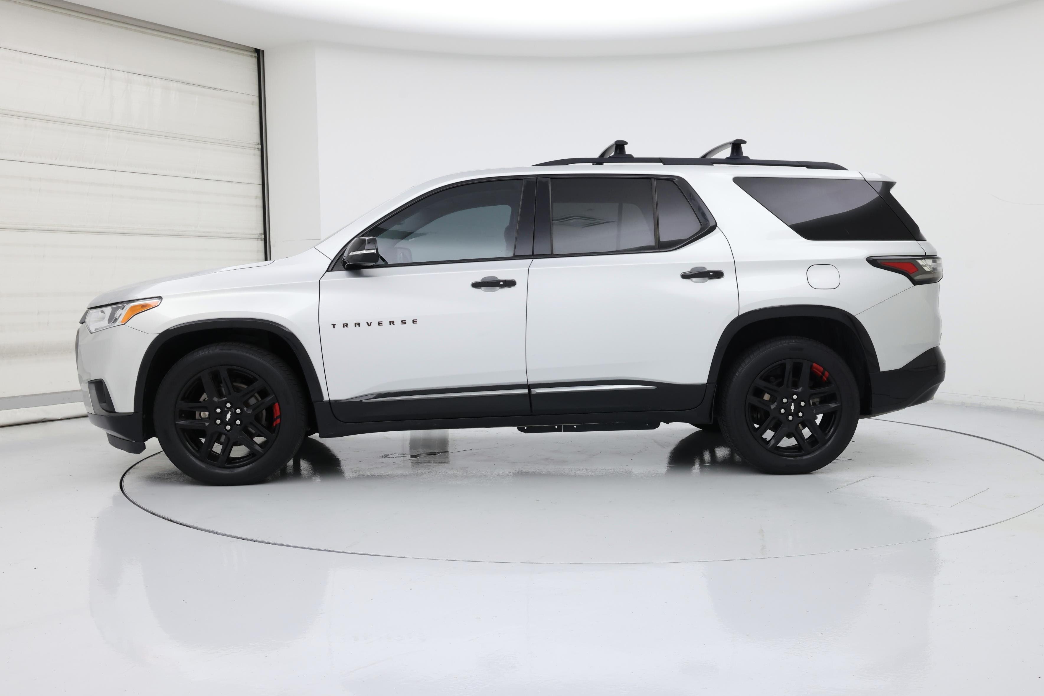 Thumbnail: 2019 Chevrolet Traverse - 3