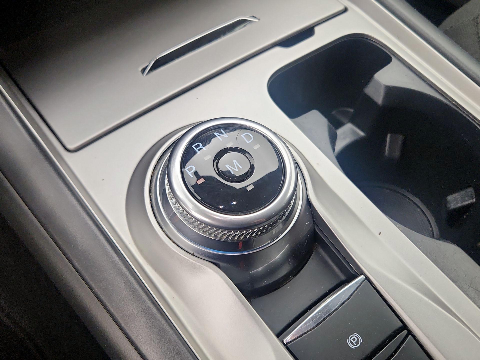 Thumbnail: 2020 Ford Explorer - 17