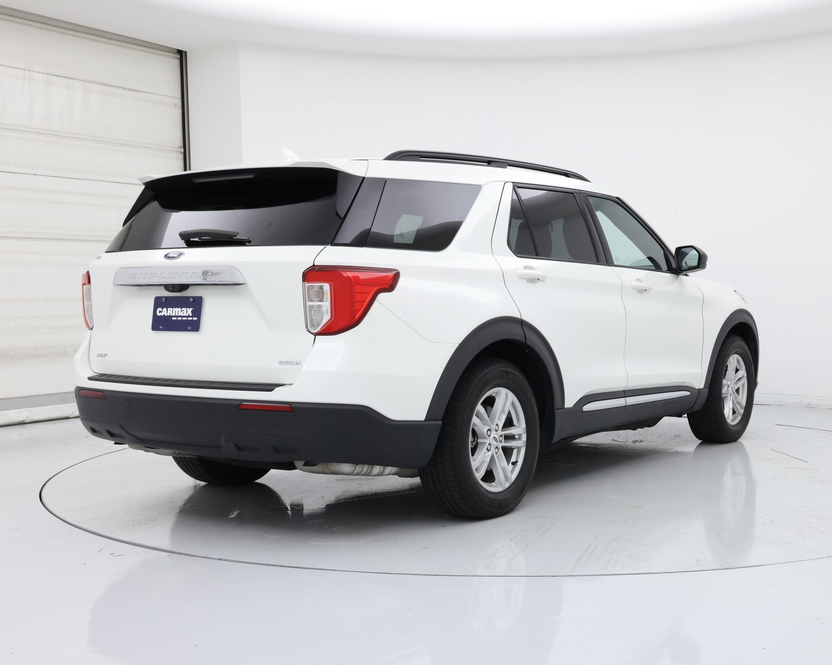 Thumbnail: 2020 Ford Explorer - 8