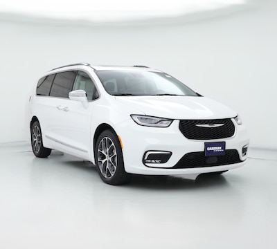 White 2021 Chrysler Pacifica Limited