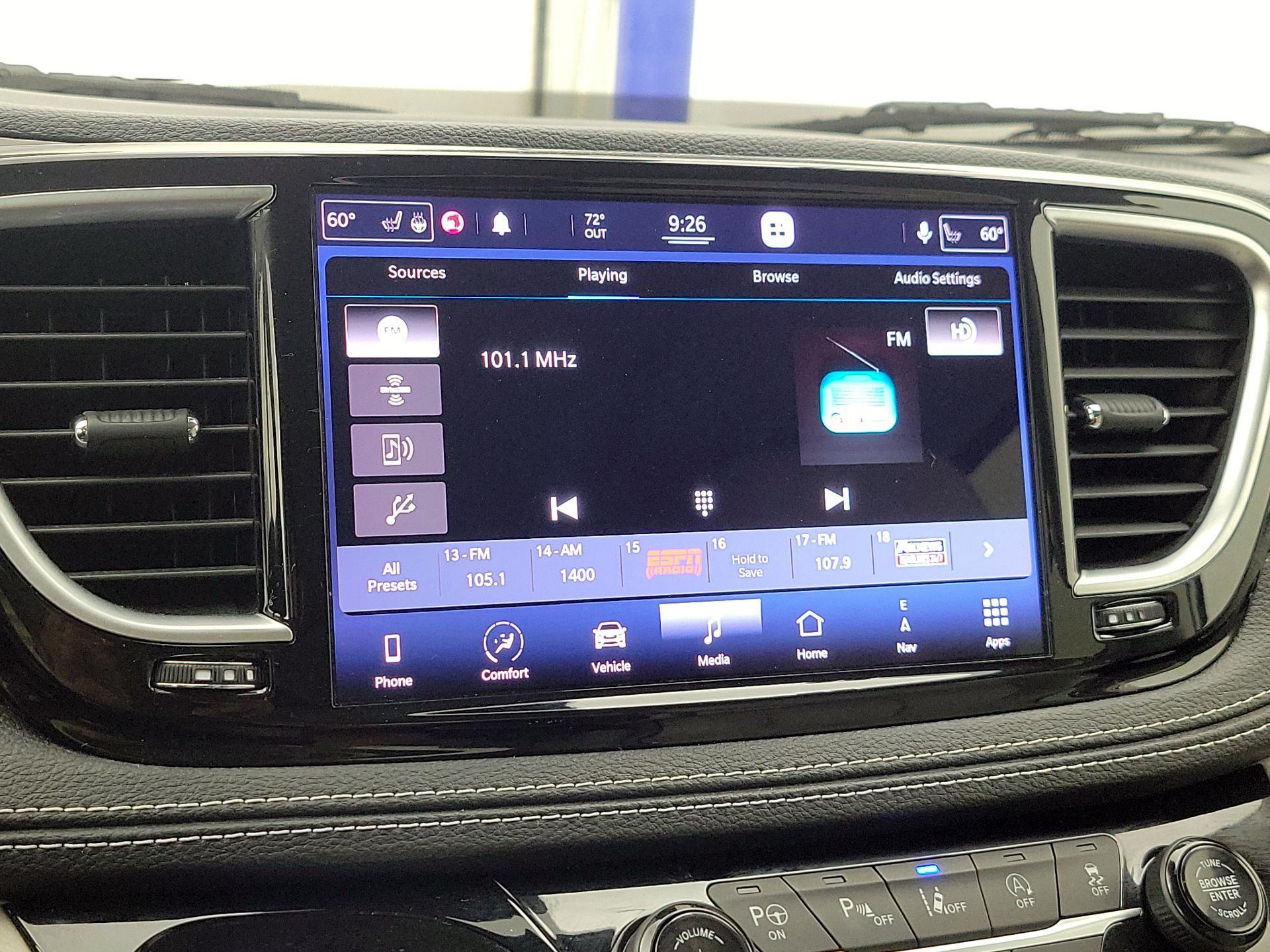 Thumbnail: 2021 Chrysler Pacifica - 16