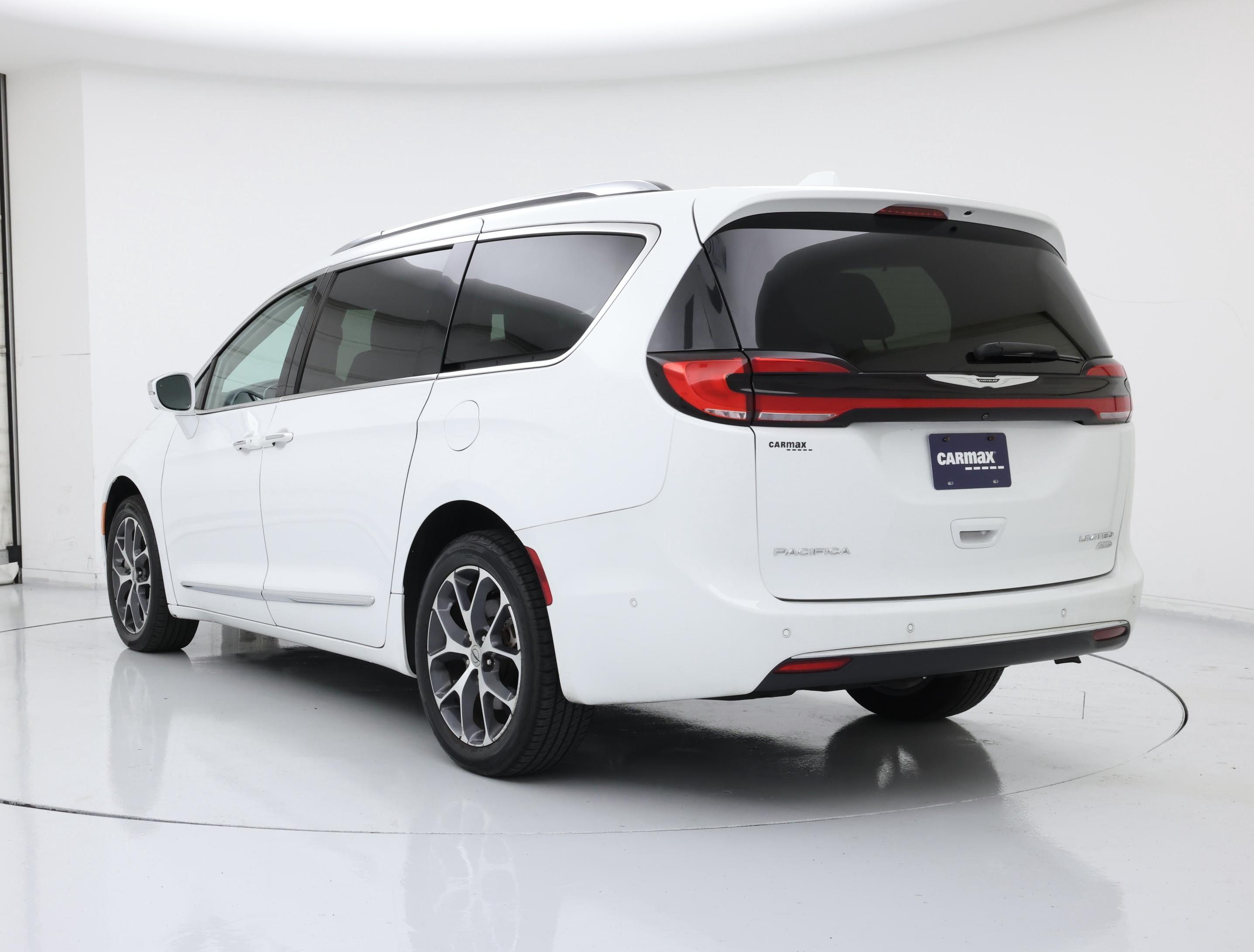 Thumbnail: 2021 Chrysler Pacifica - 2