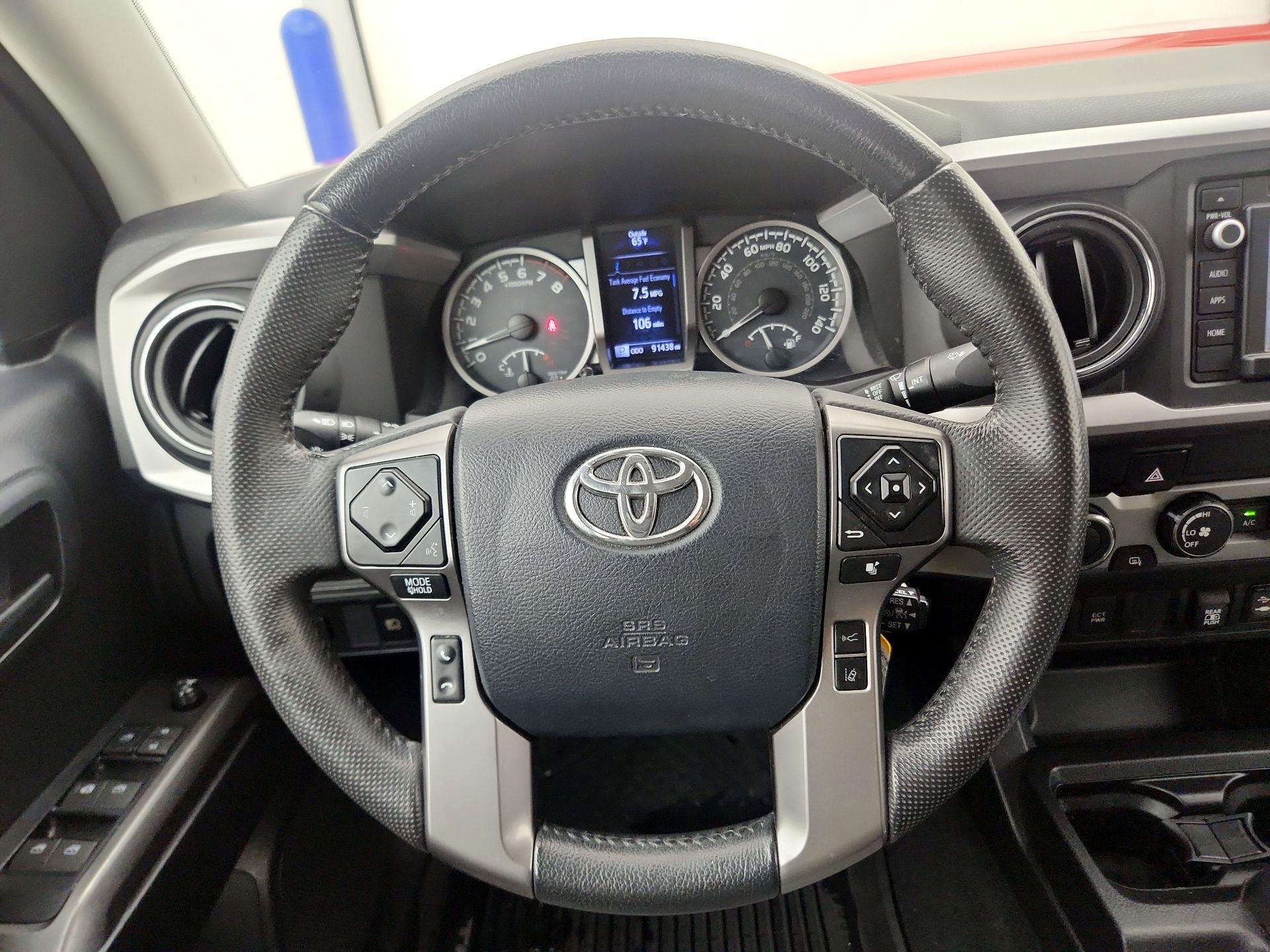 Thumbnail: 2019 Toyota Tacoma - 10