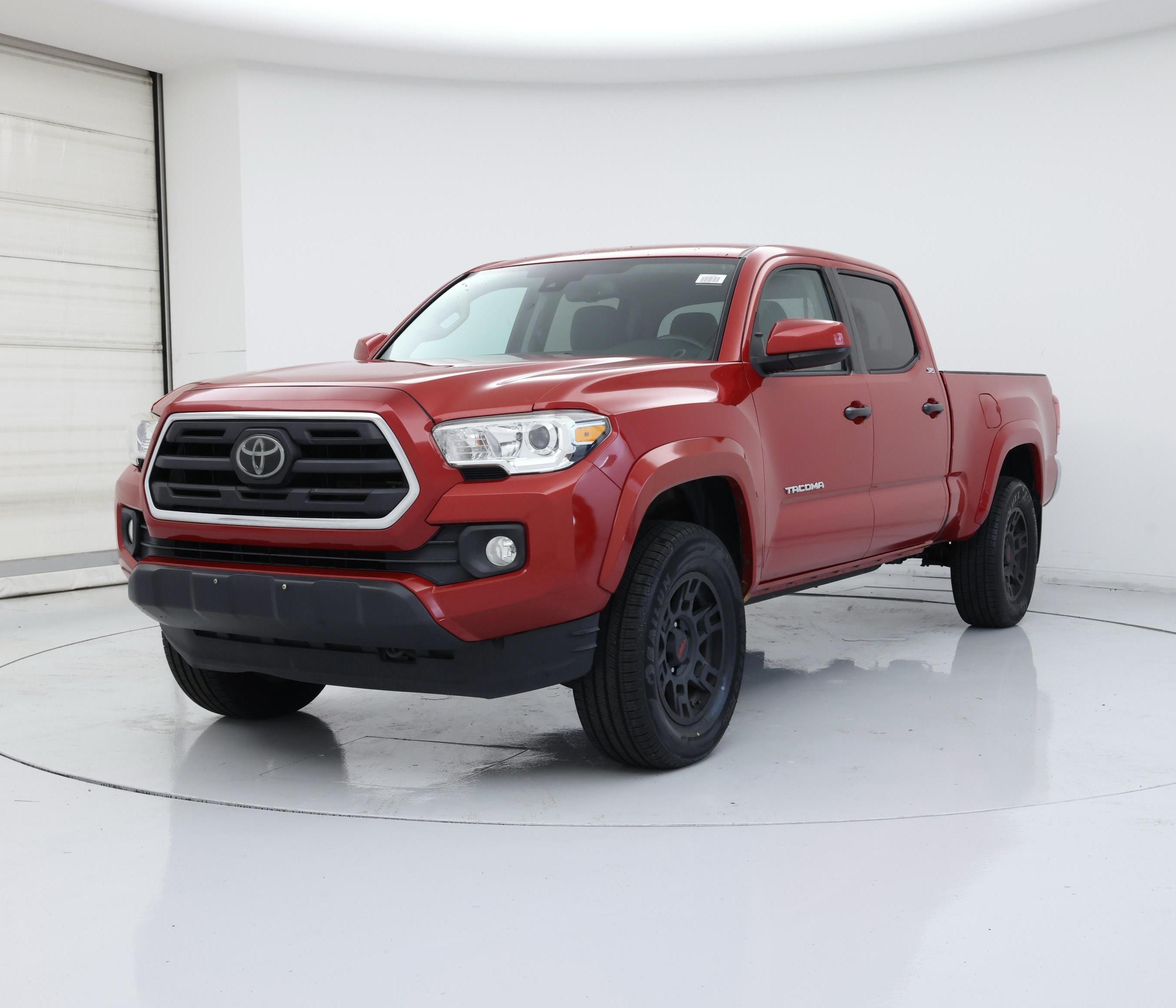 Thumbnail: 2019 Toyota Tacoma - 4