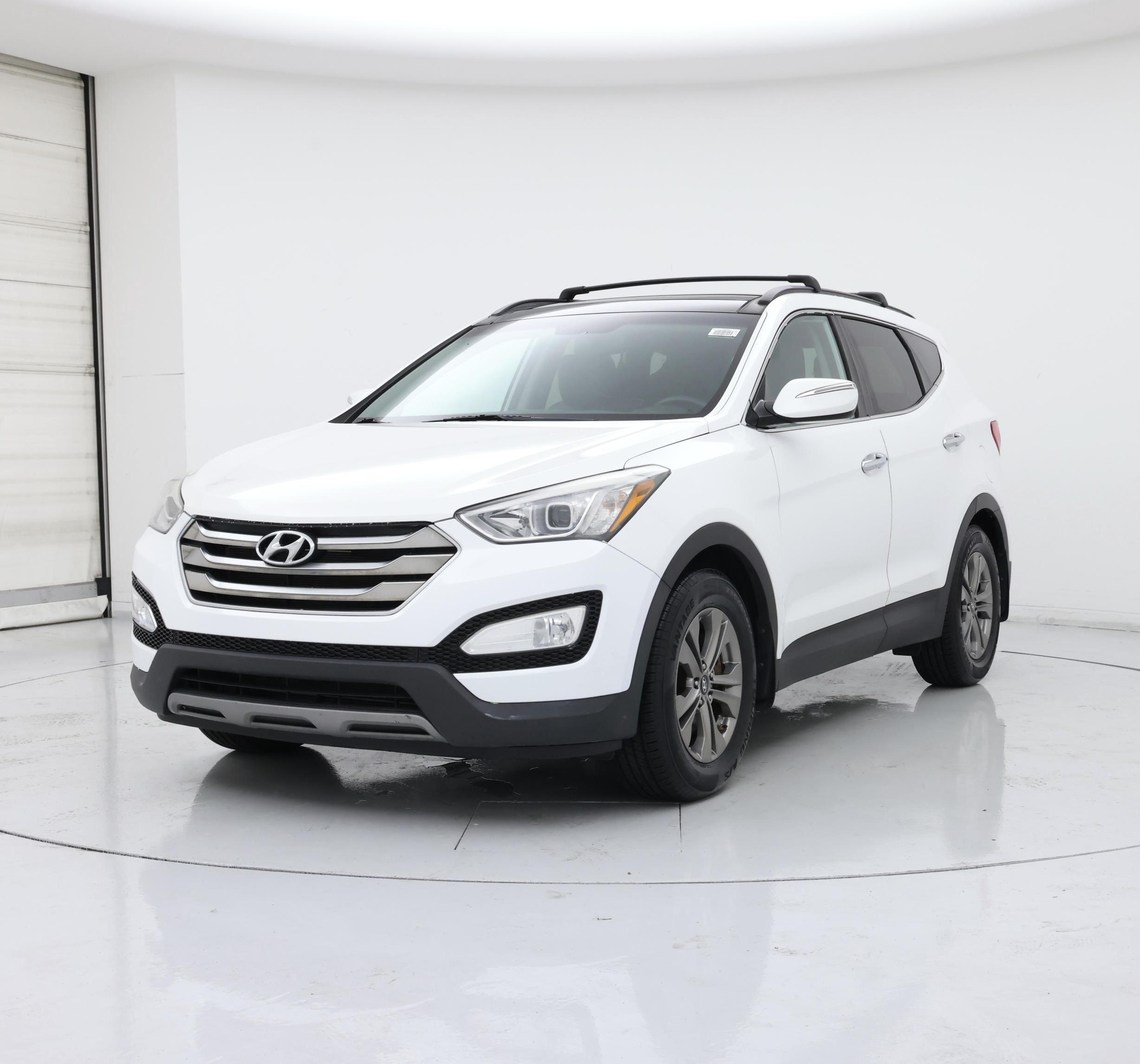 Thumbnail: 2015 Hyundai Santa Fe - 4