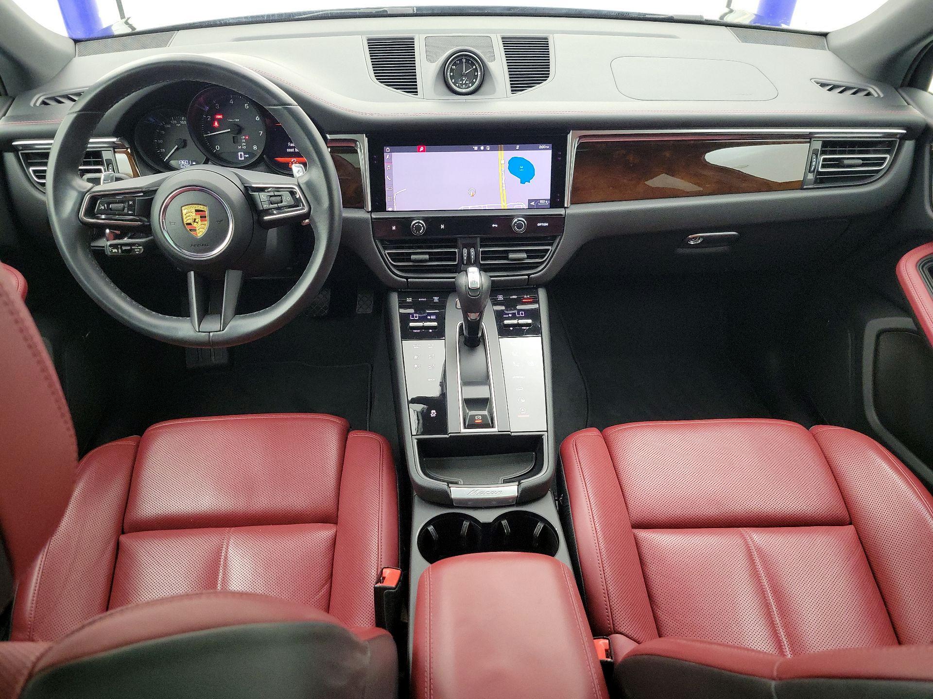 Thumbnail: 2023 Porsche Macan - 9