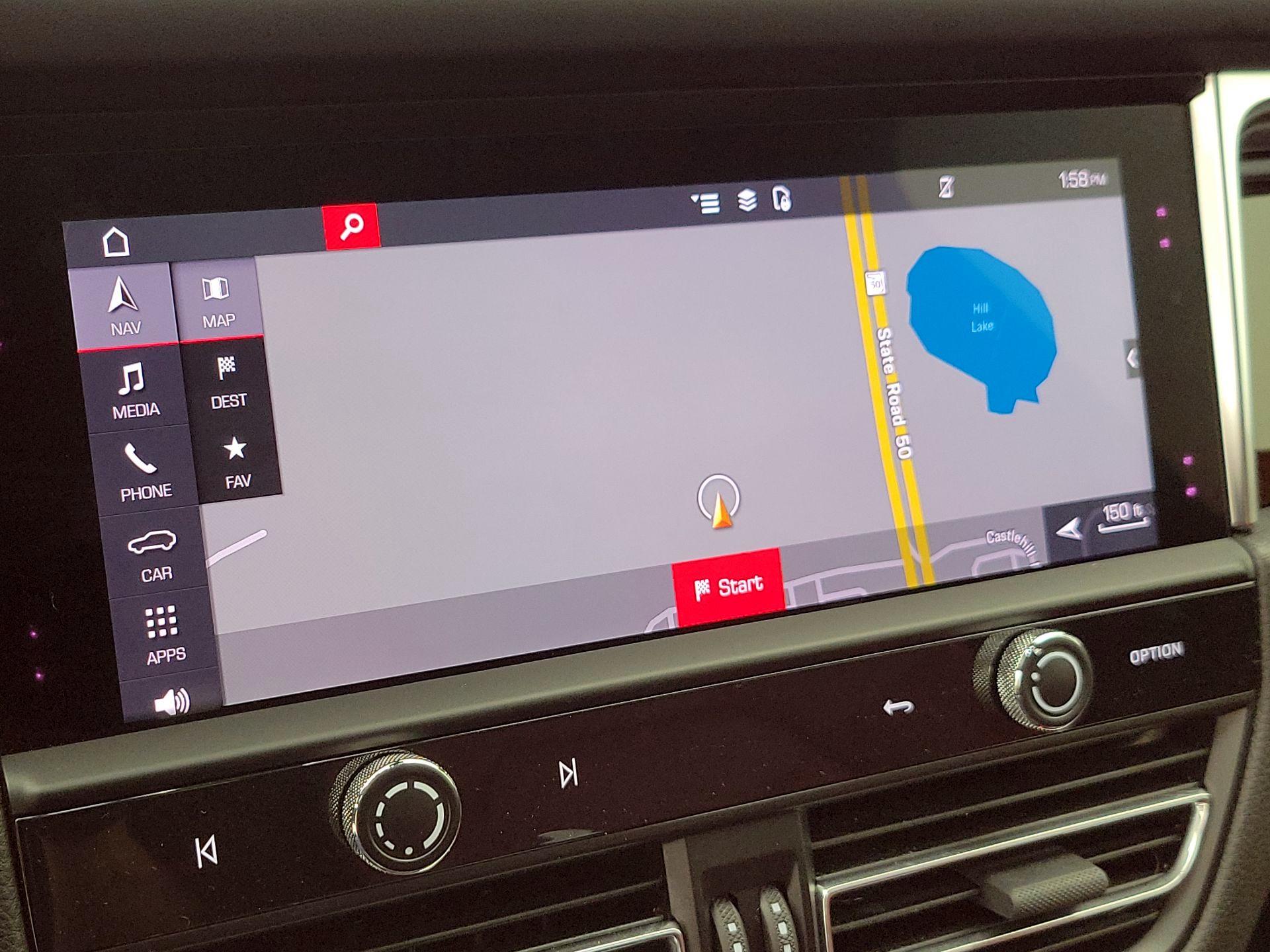 Thumbnail: 2023 Porsche Macan - 14