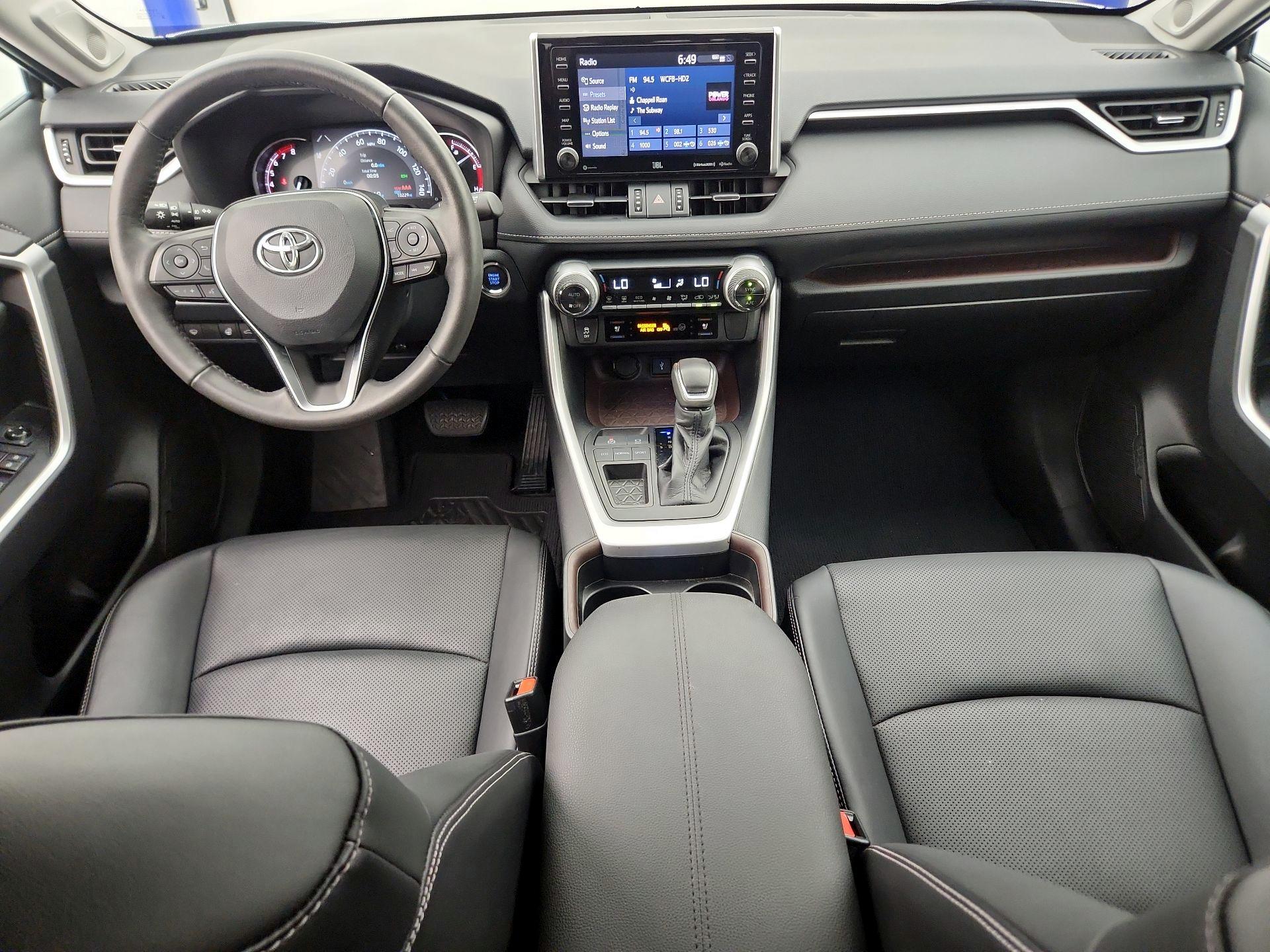 Thumbnail: 2021 Toyota RAV4 - 9