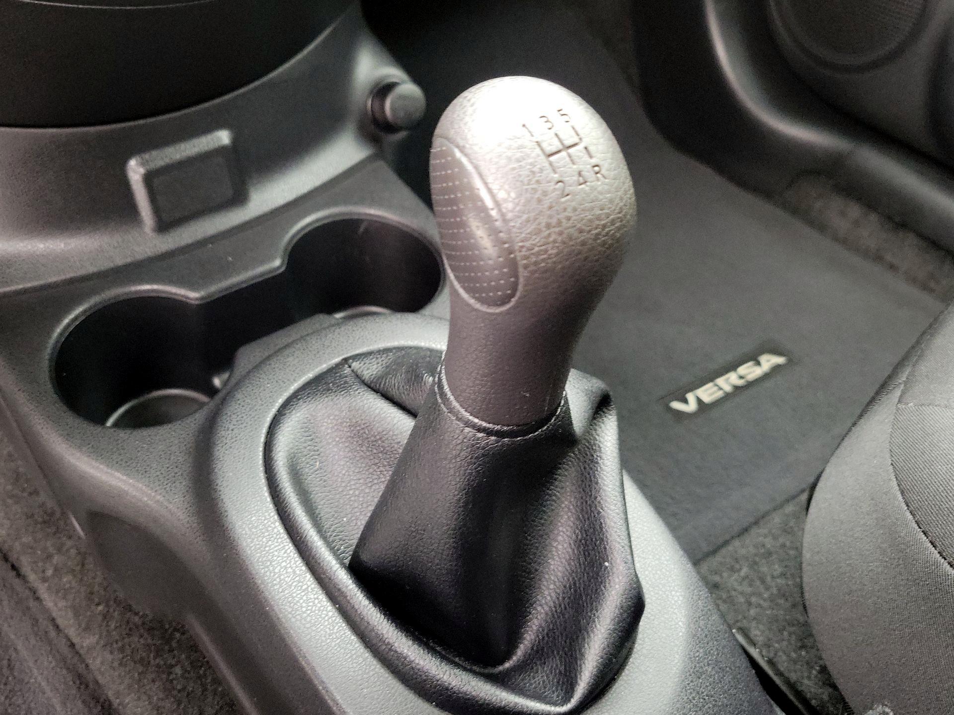 Thumbnail: 2017 Nissan Versa - 16