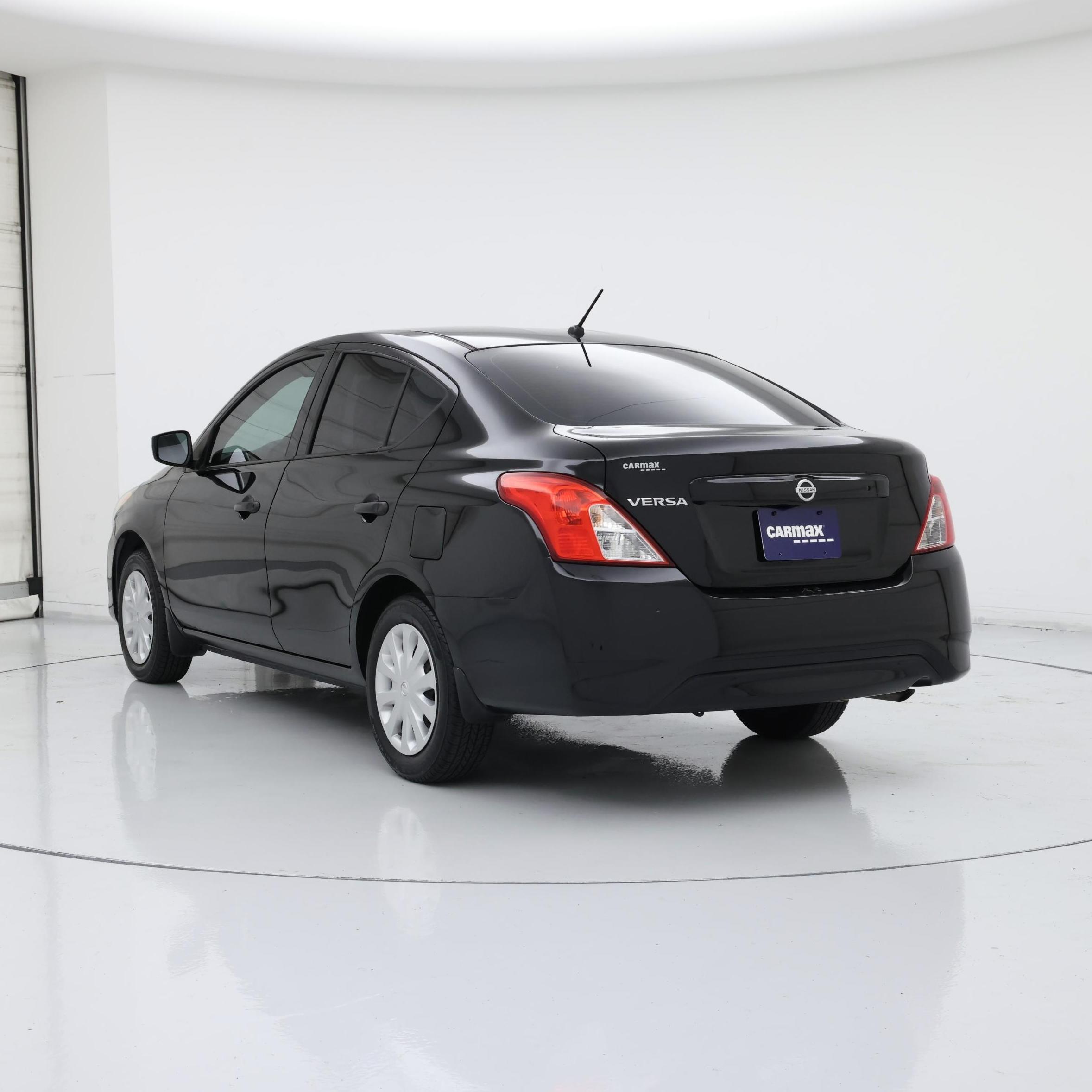Thumbnail: 2017 Nissan Versa - 2