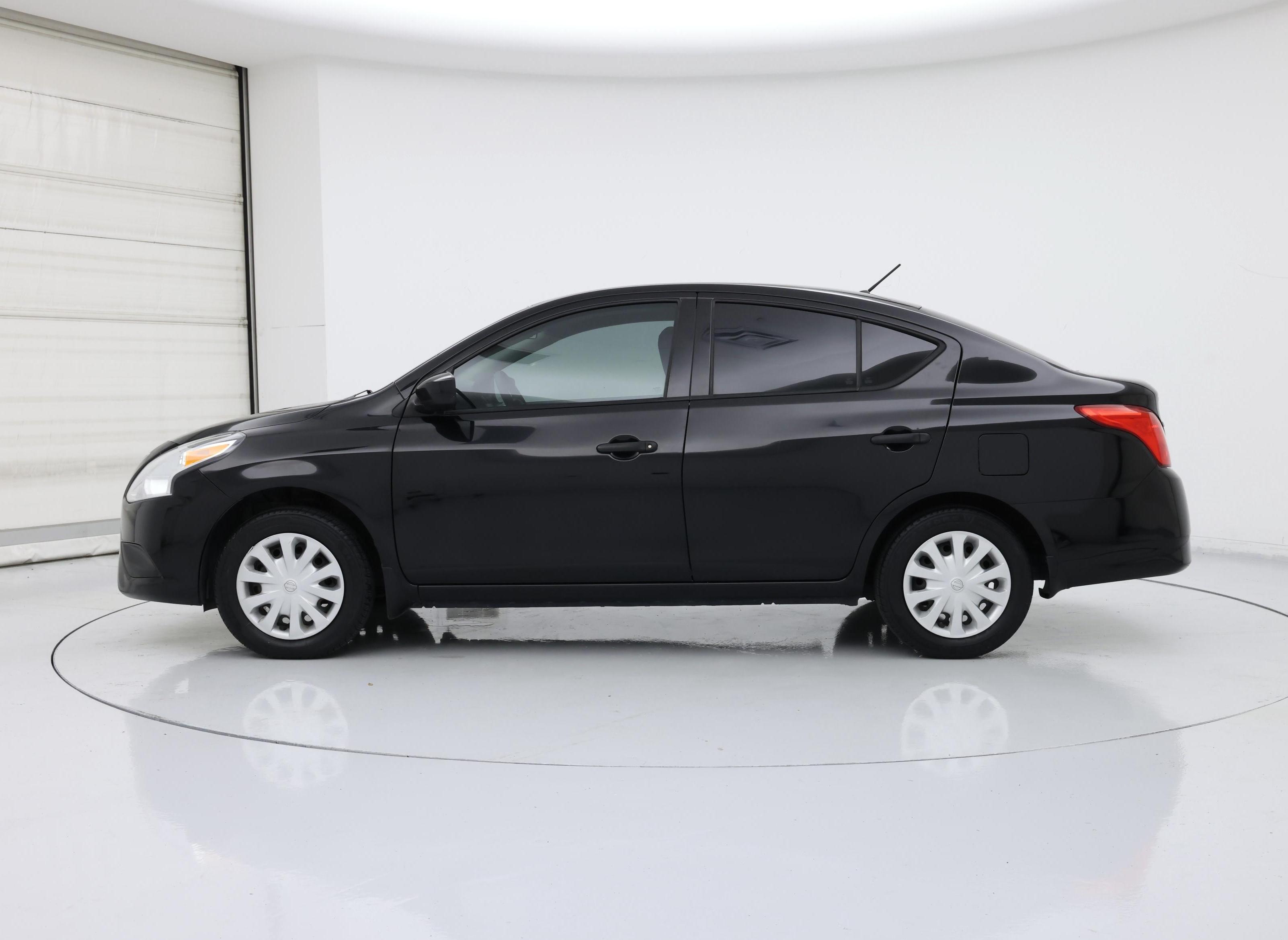 Thumbnail: 2017 Nissan Versa - 3