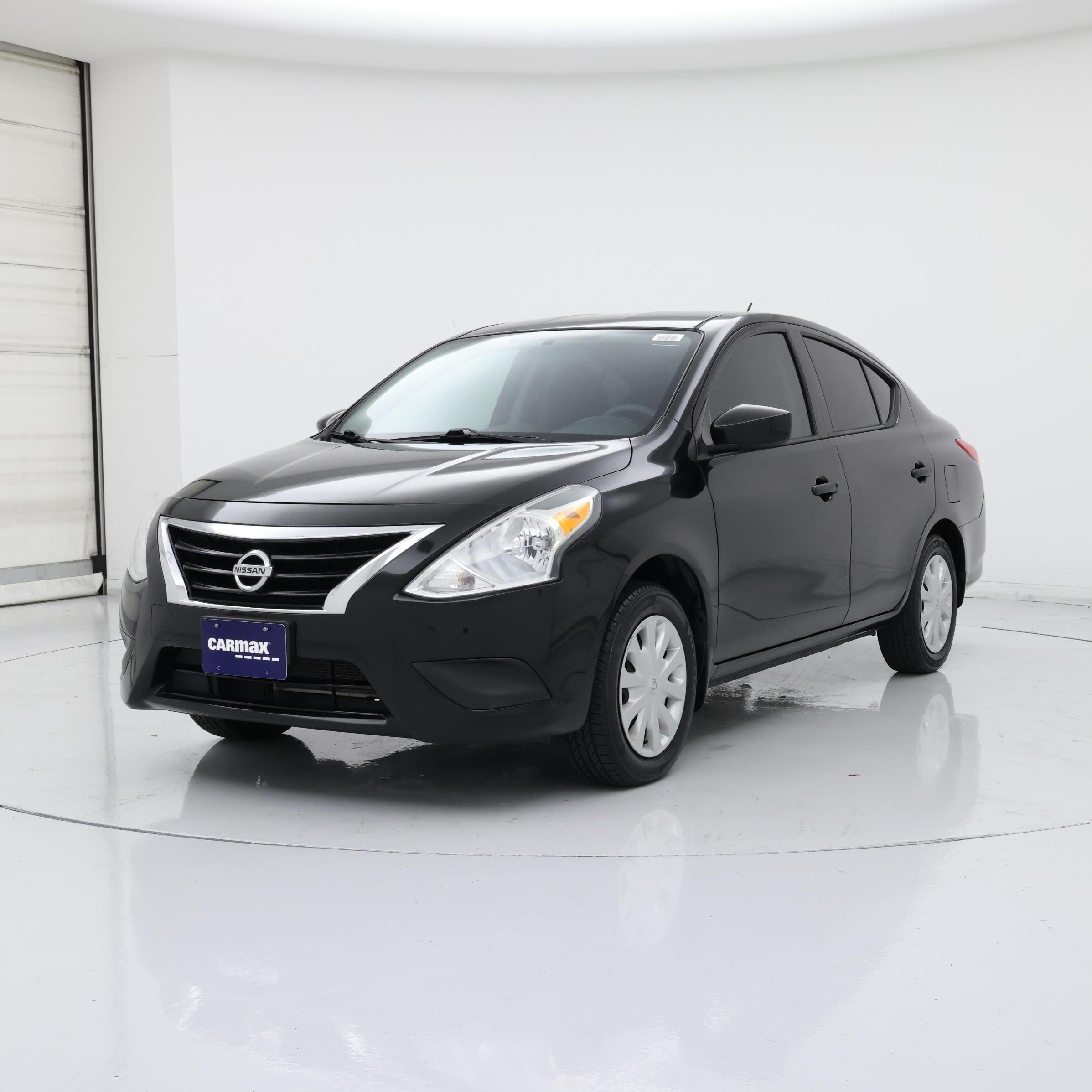 Thumbnail: 2017 Nissan Versa - 4