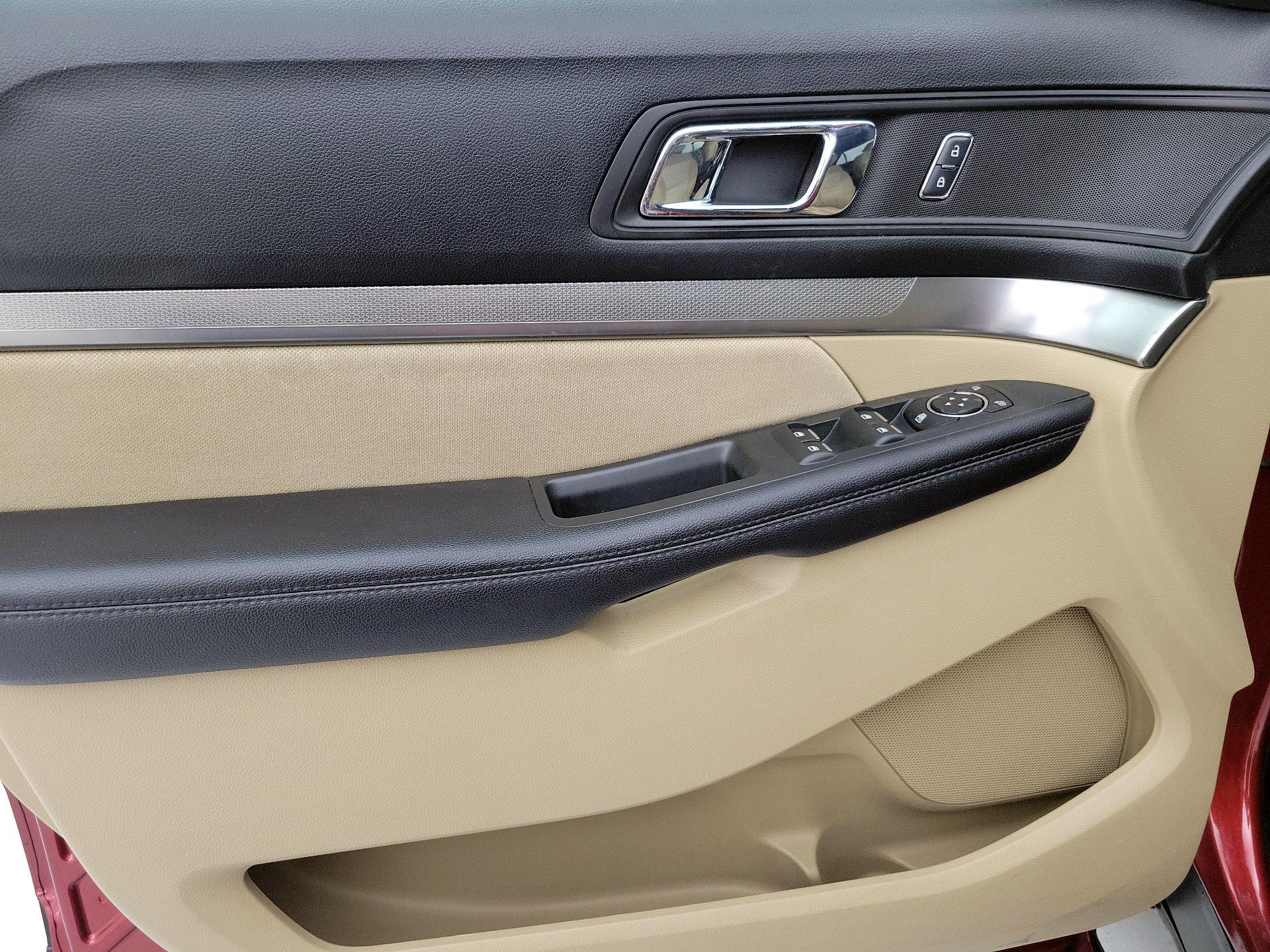 Thumbnail: 2017 Ford Explorer - 12