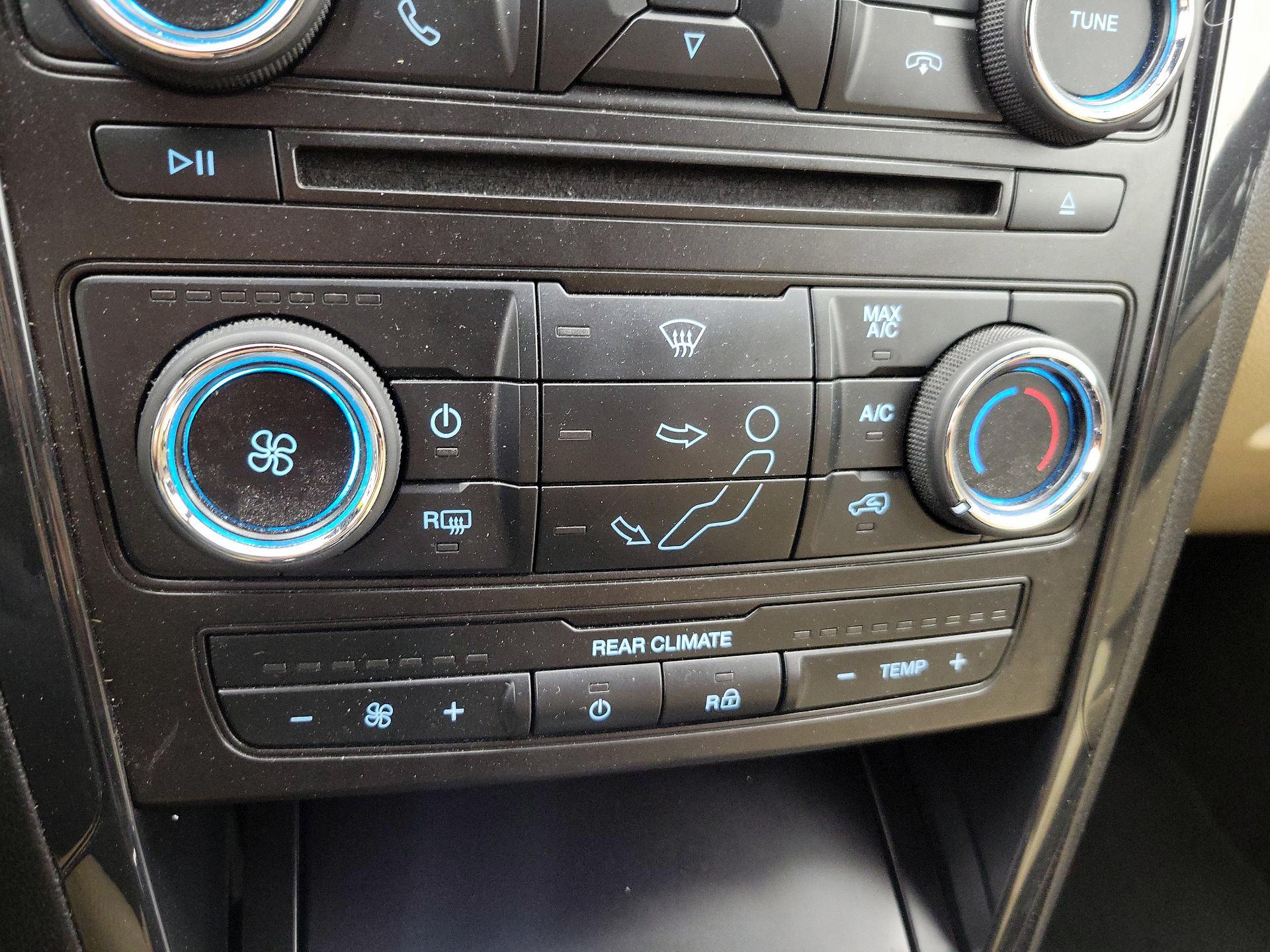 Thumbnail: 2017 Ford Explorer - 16