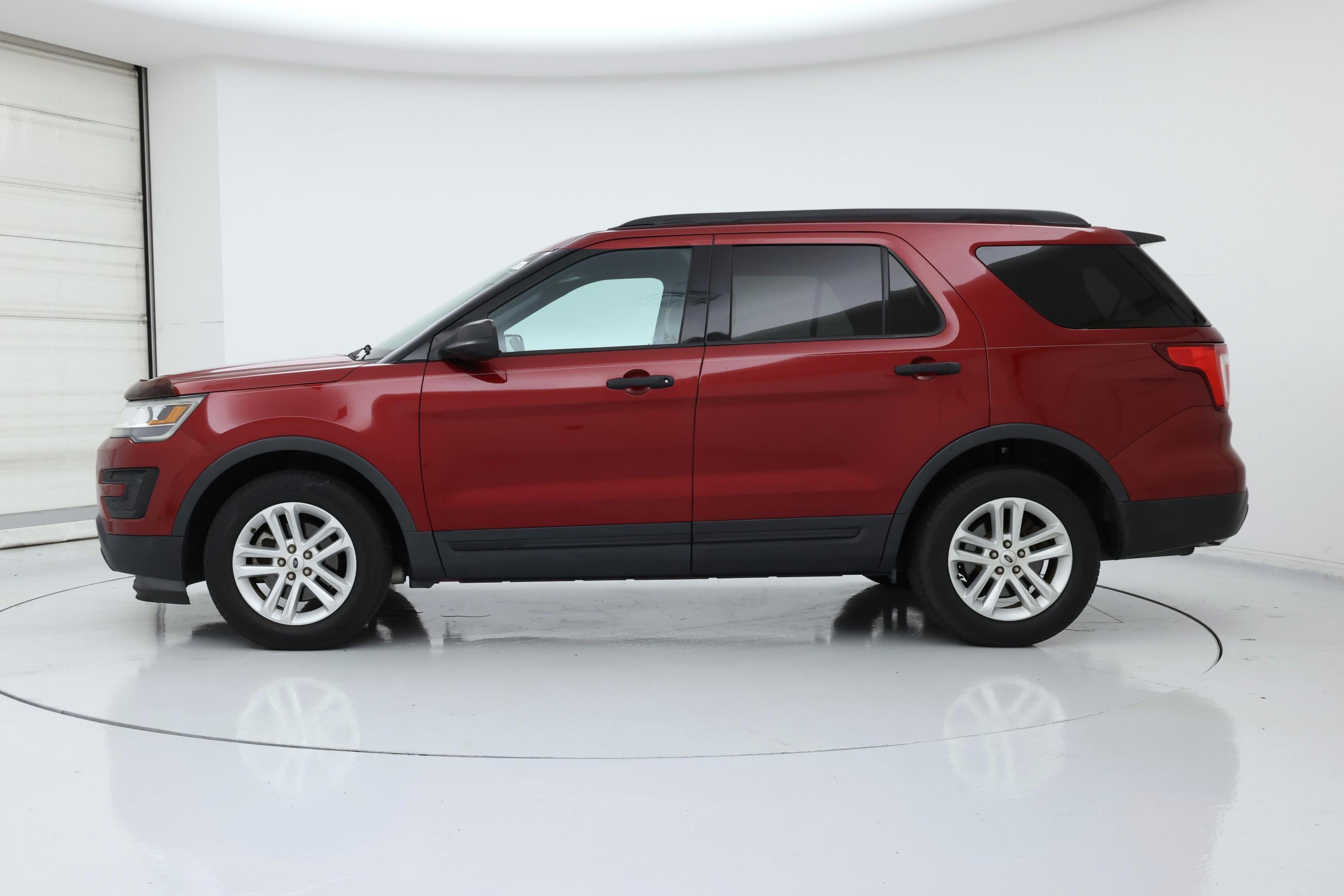 Thumbnail: 2017 Ford Explorer - 3