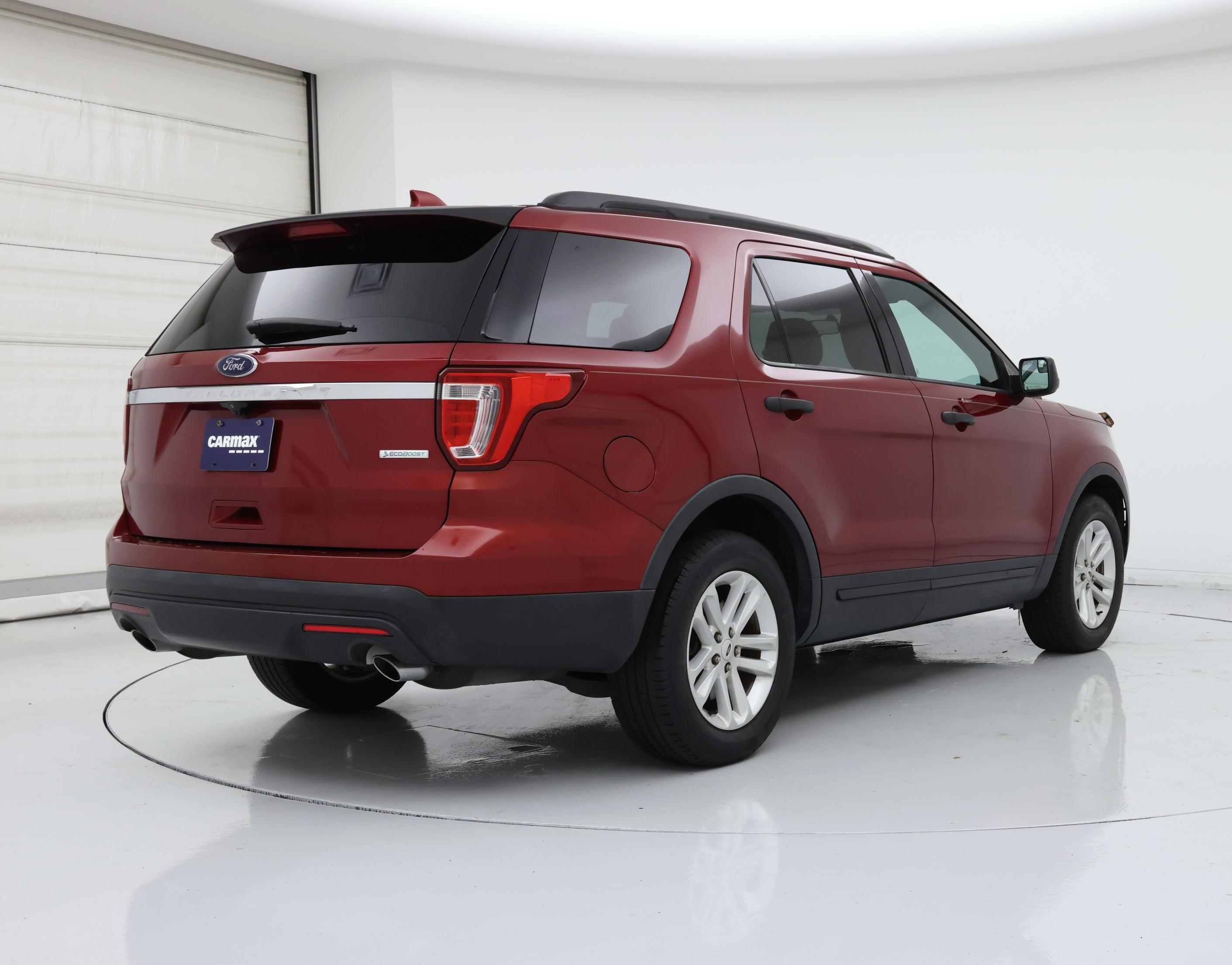 Thumbnail: 2017 Ford Explorer - 8