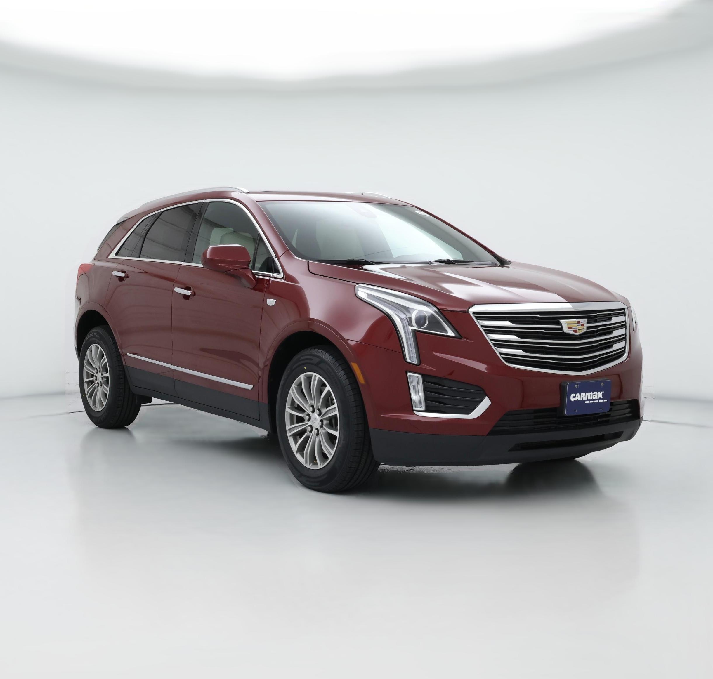Thumbnail: 2017 Cadillac XT5 - 1
