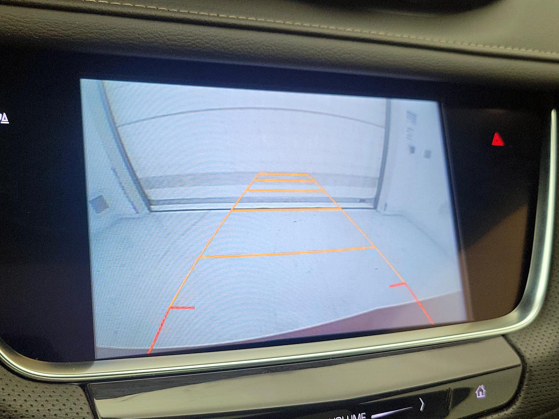 Thumbnail: 2017 Cadillac XT5 - 14