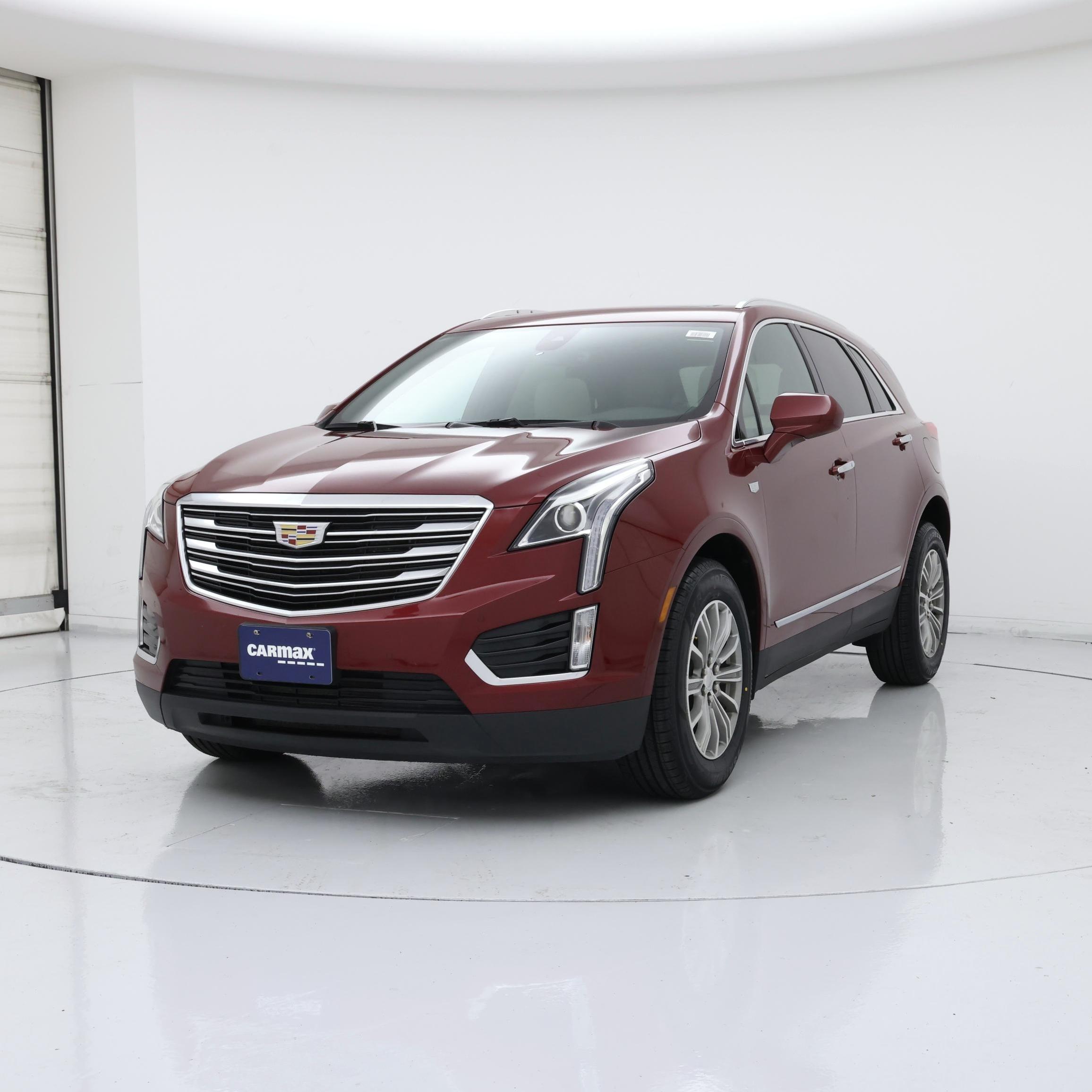 Thumbnail: 2017 Cadillac XT5 - 4