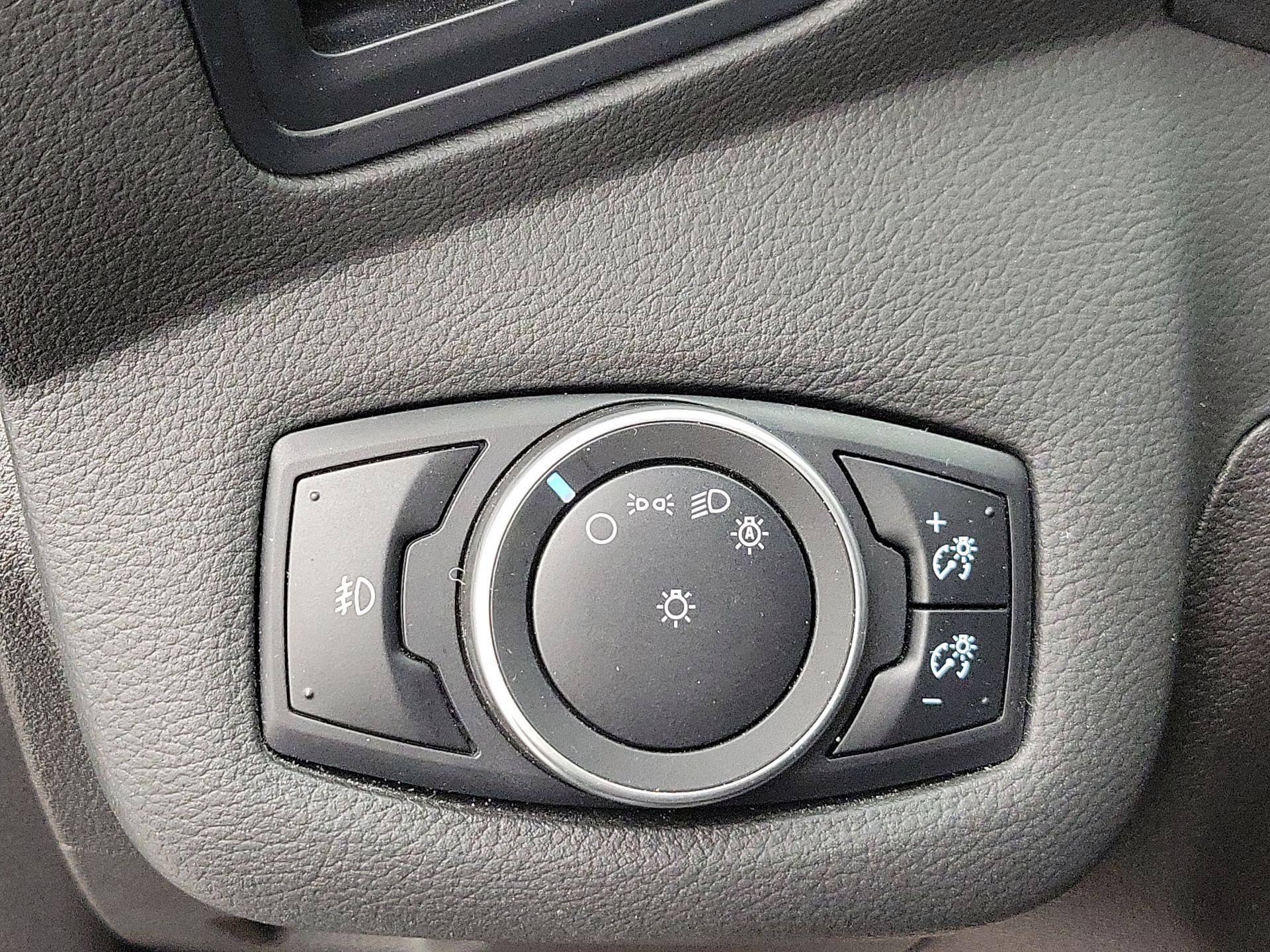 Thumbnail: 2016 Ford Escape - 13