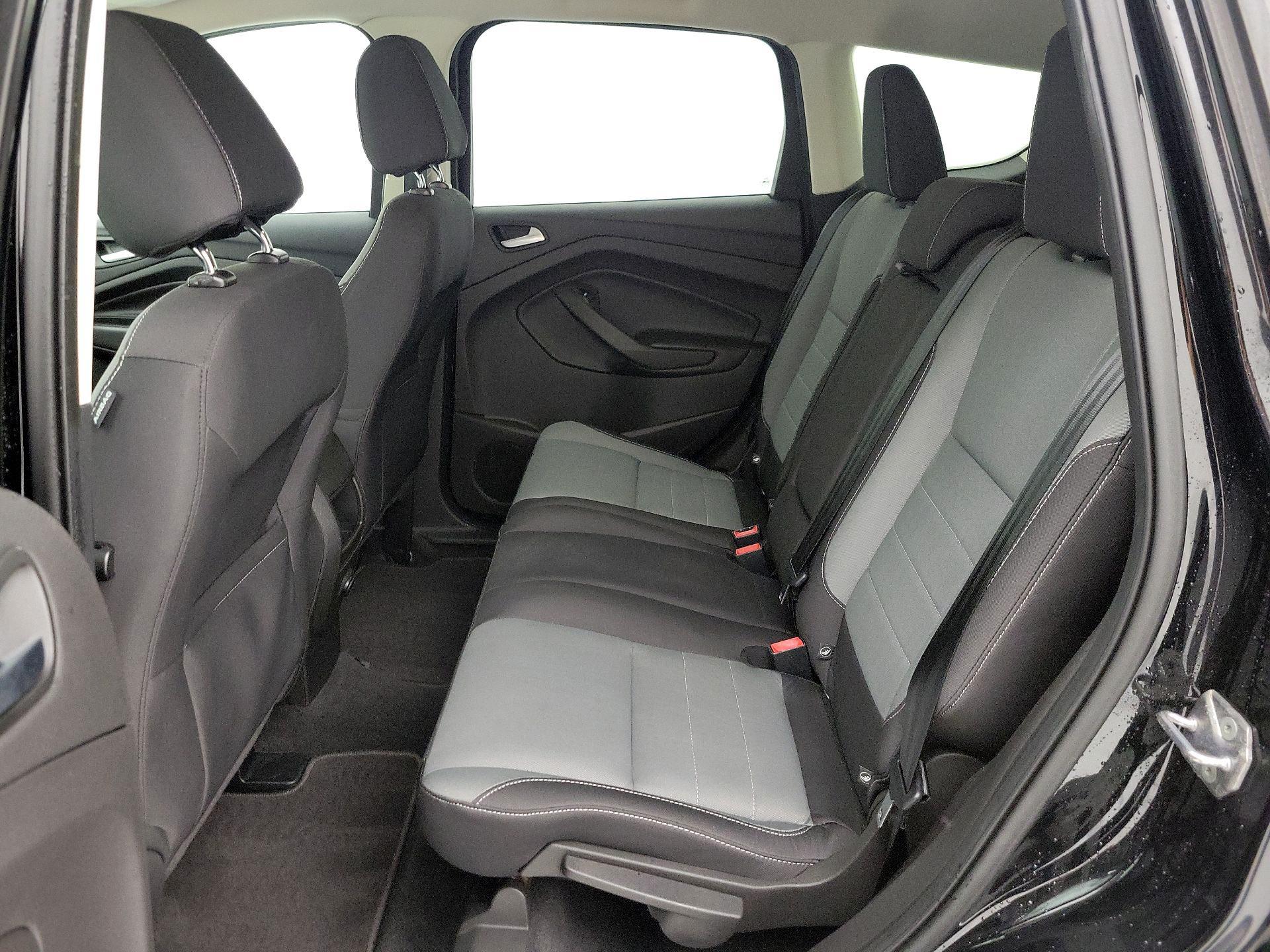 Thumbnail: 2016 Ford Escape - 19