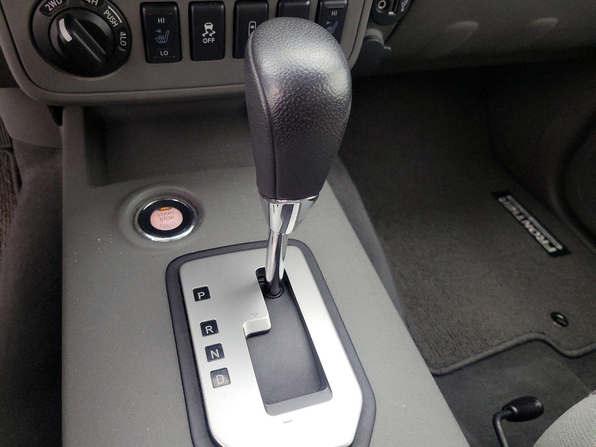 Thumbnail: 2021 Nissan Frontier - 17