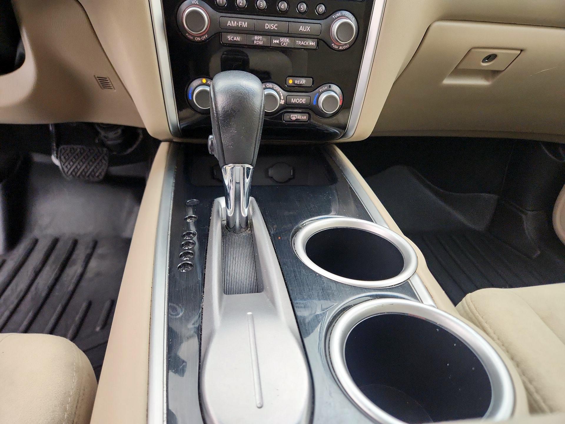 Thumbnail: 2016 Nissan Pathfinder - 17