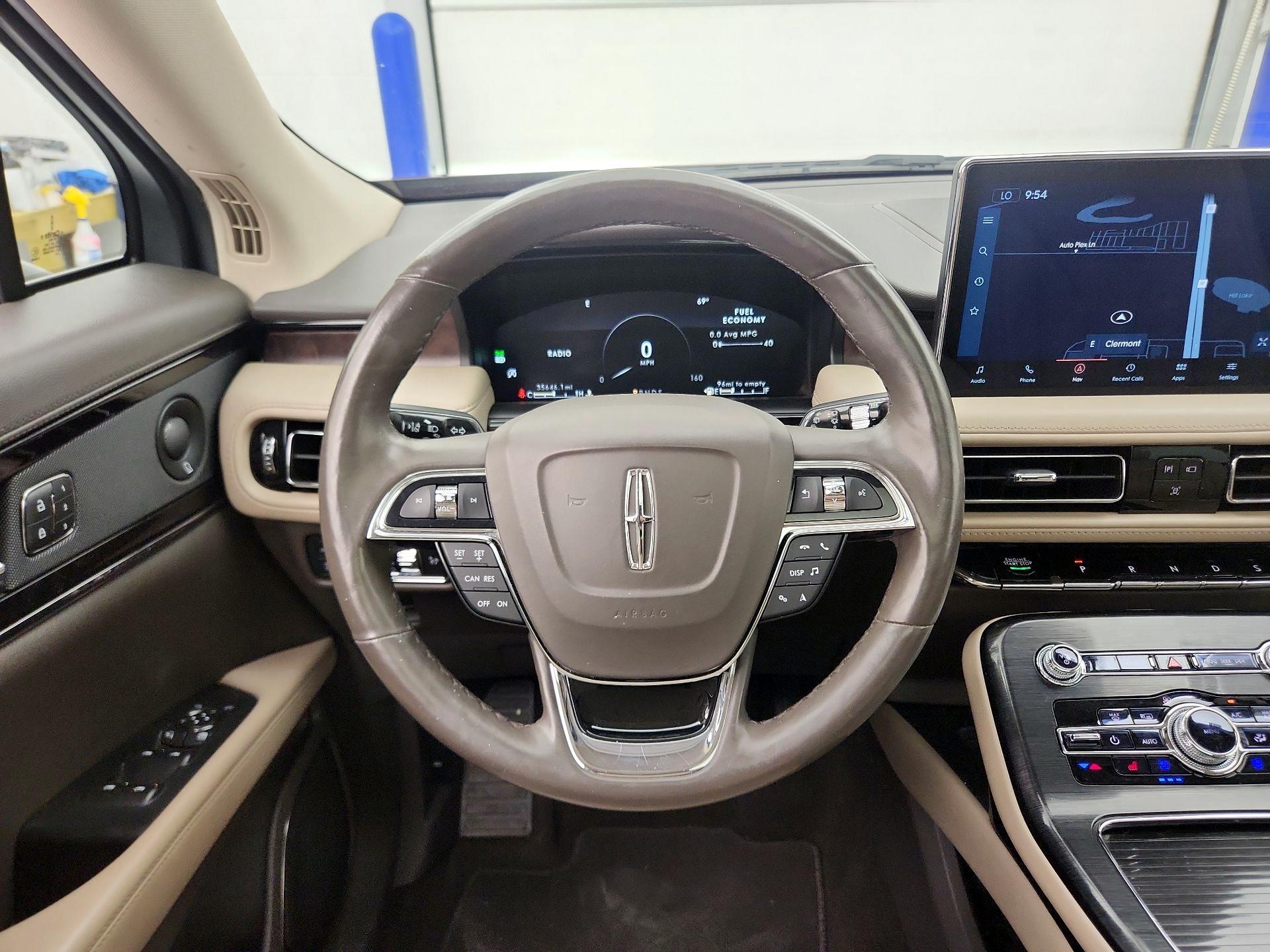 Thumbnail: 2022 Lincoln Nautilus - 10