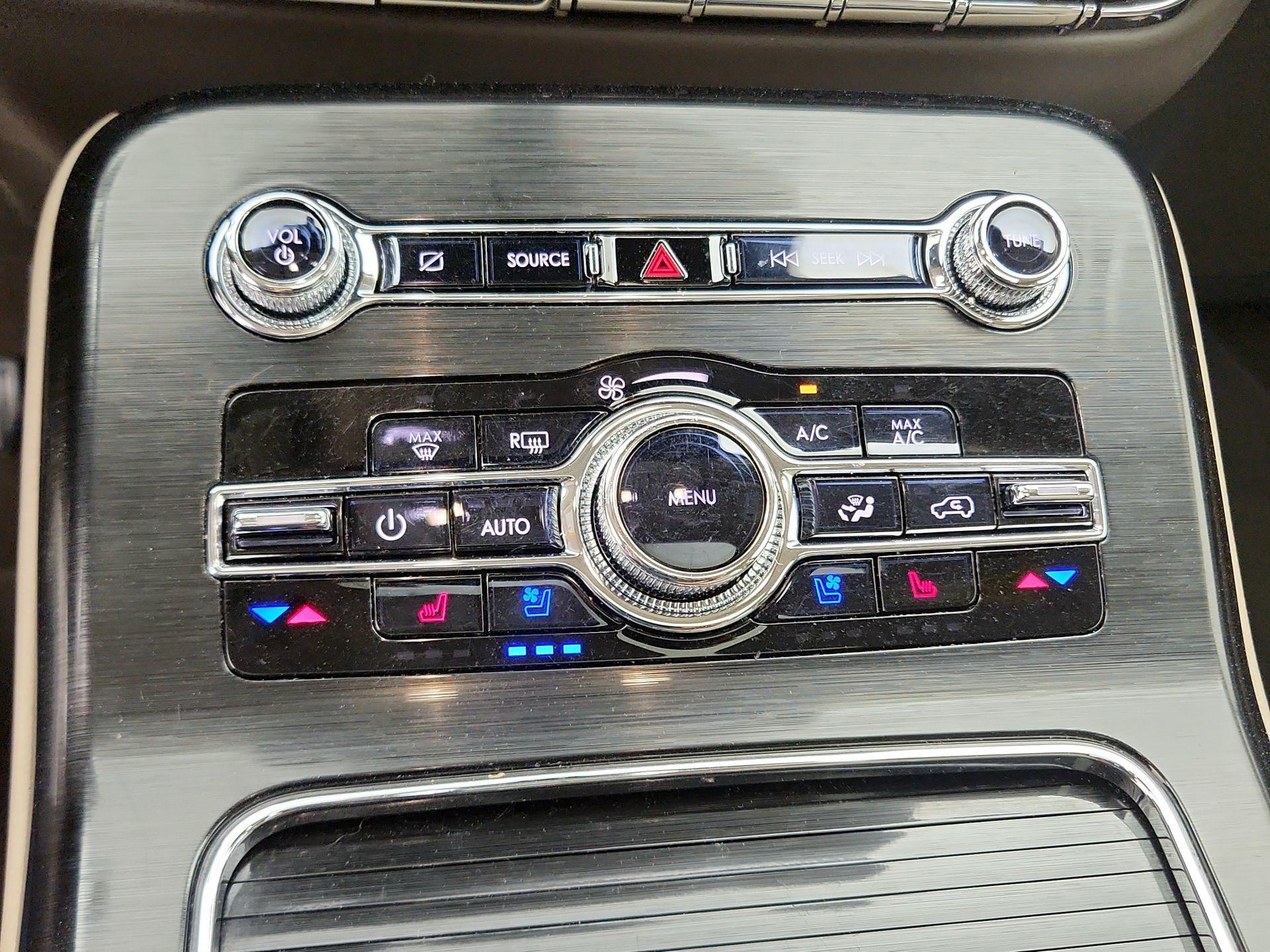 Thumbnail: 2022 Lincoln Nautilus - 17