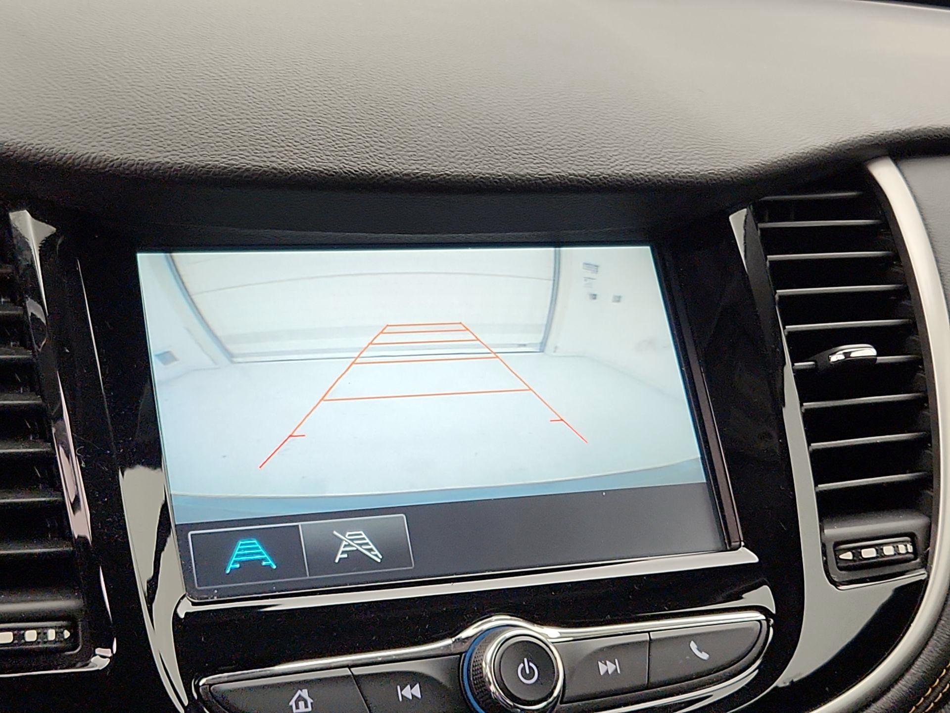 Thumbnail: 2017 Chevrolet Trax - 14