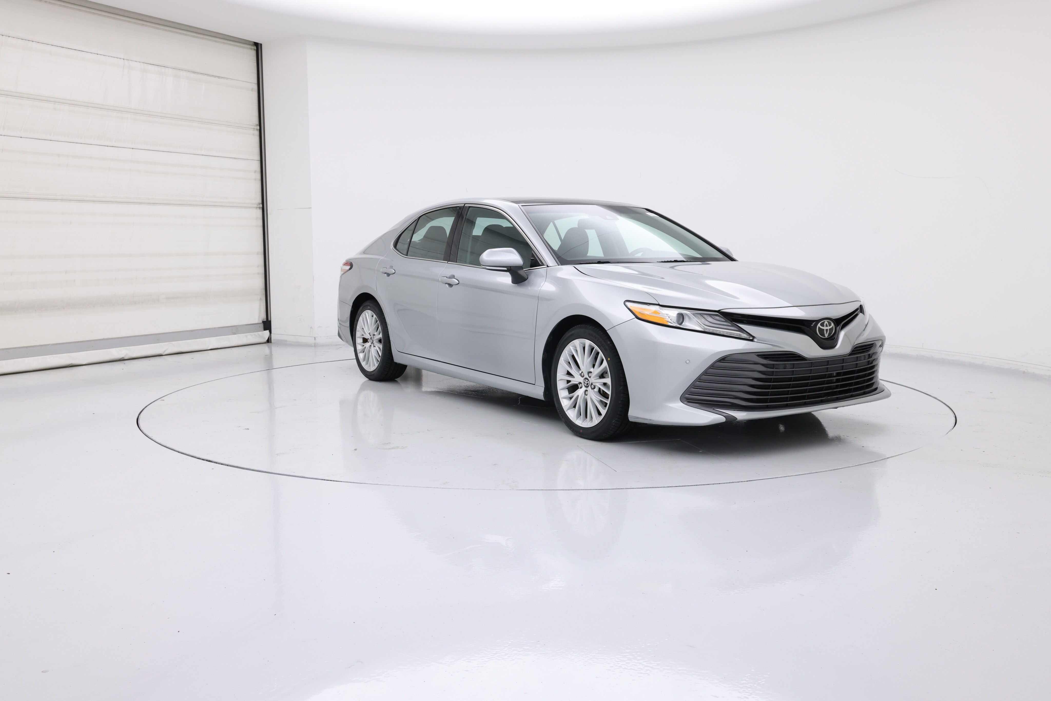 Thumbnail: 2018 Toyota Camry - 1