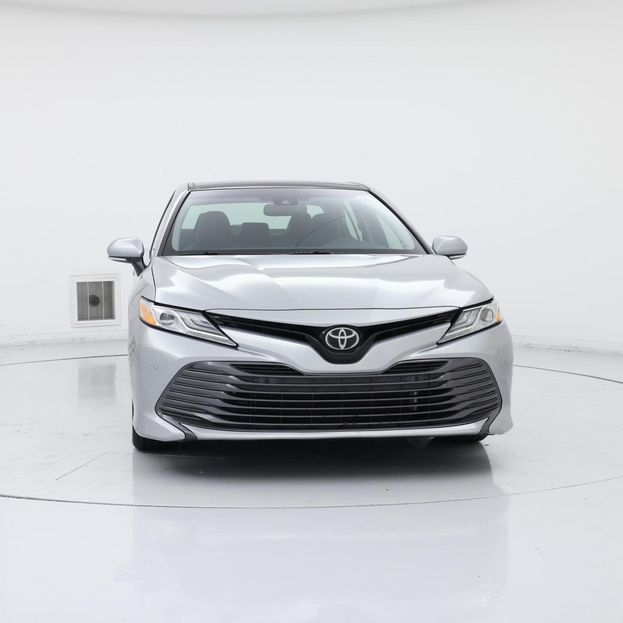 Thumbnail: 2018 Toyota Camry - 5