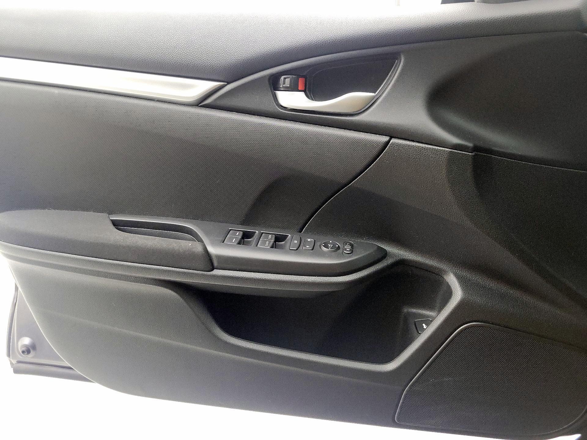 Thumbnail: 2018 Honda Civic - 12