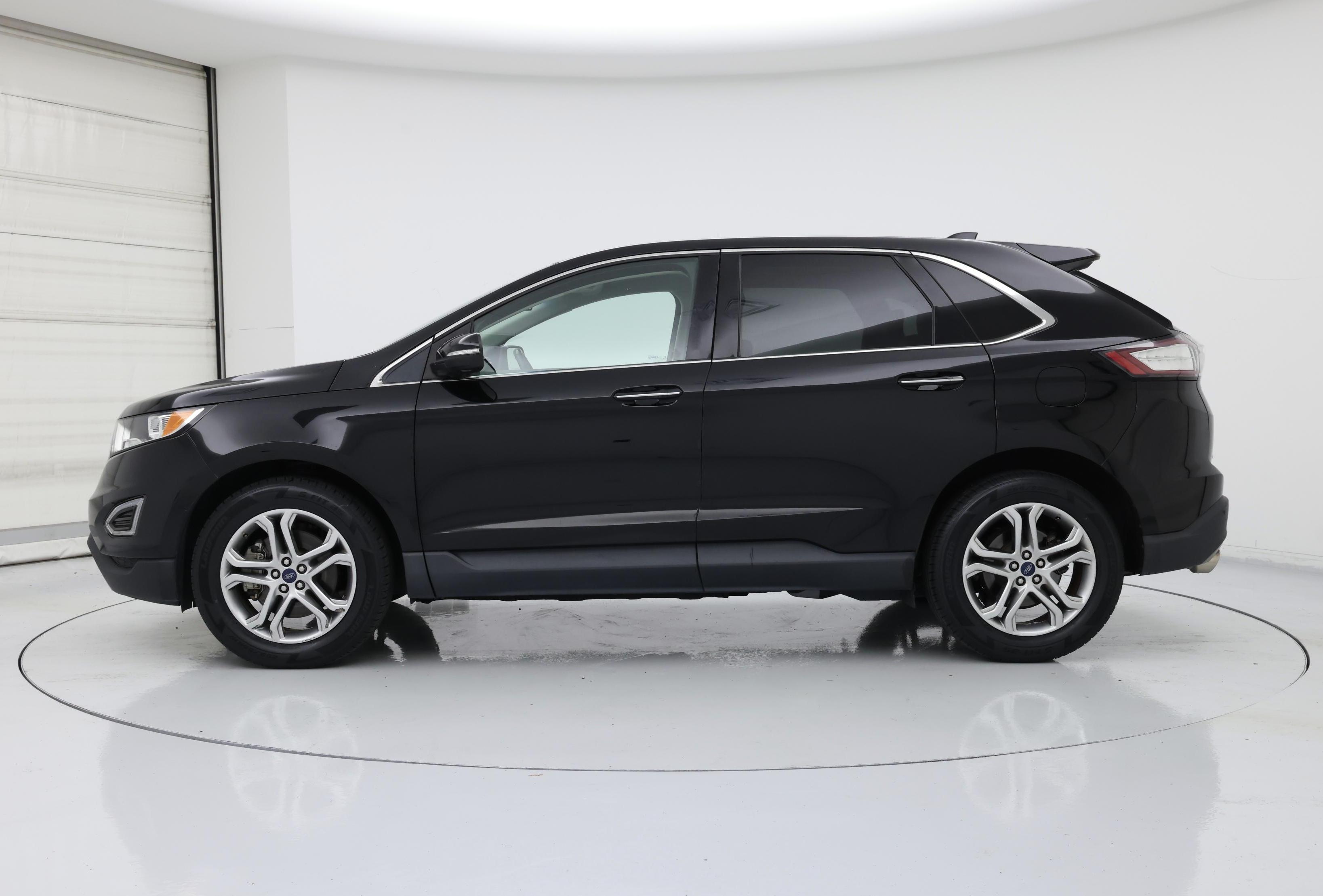 Thumbnail: 2017 Ford Edge - 3